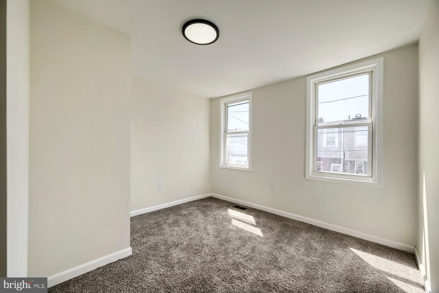 HIGHLANDTOWN - Residential