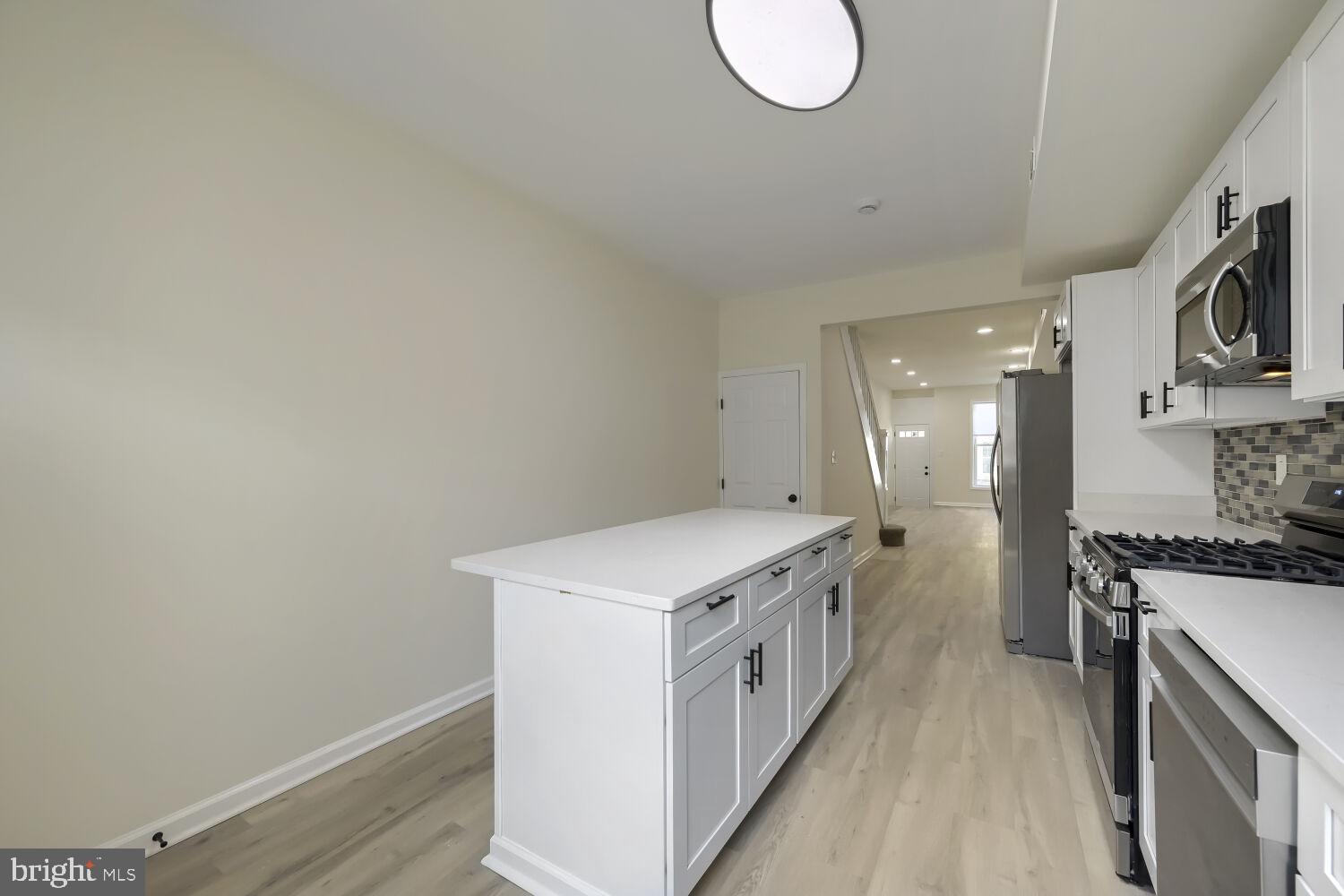 HIGHLANDTOWN - Residential