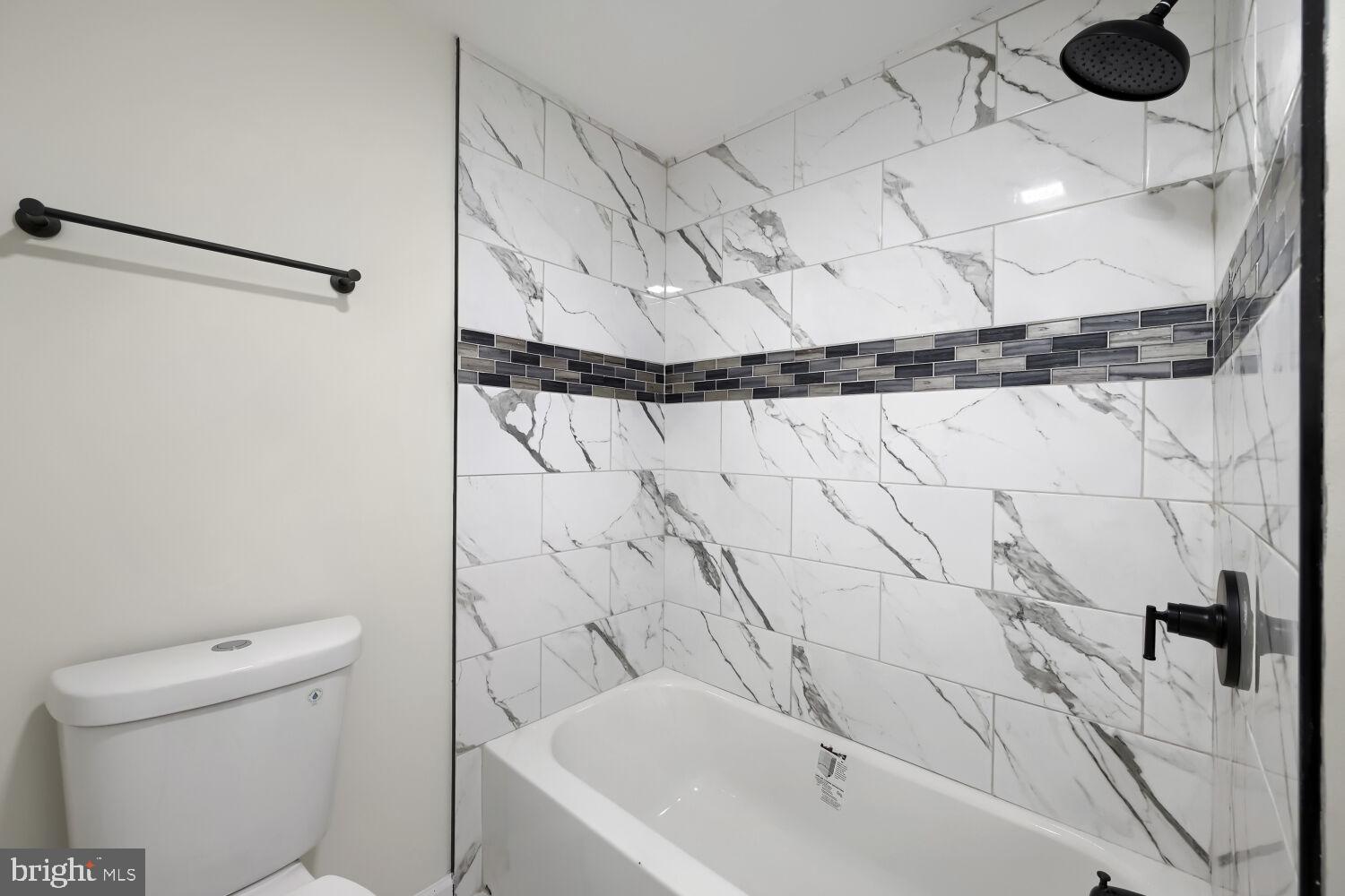 HIGHLANDTOWN - Residential