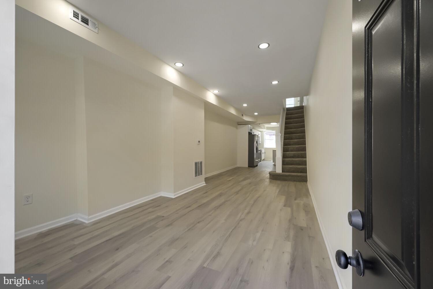 HIGHLANDTOWN - Residential