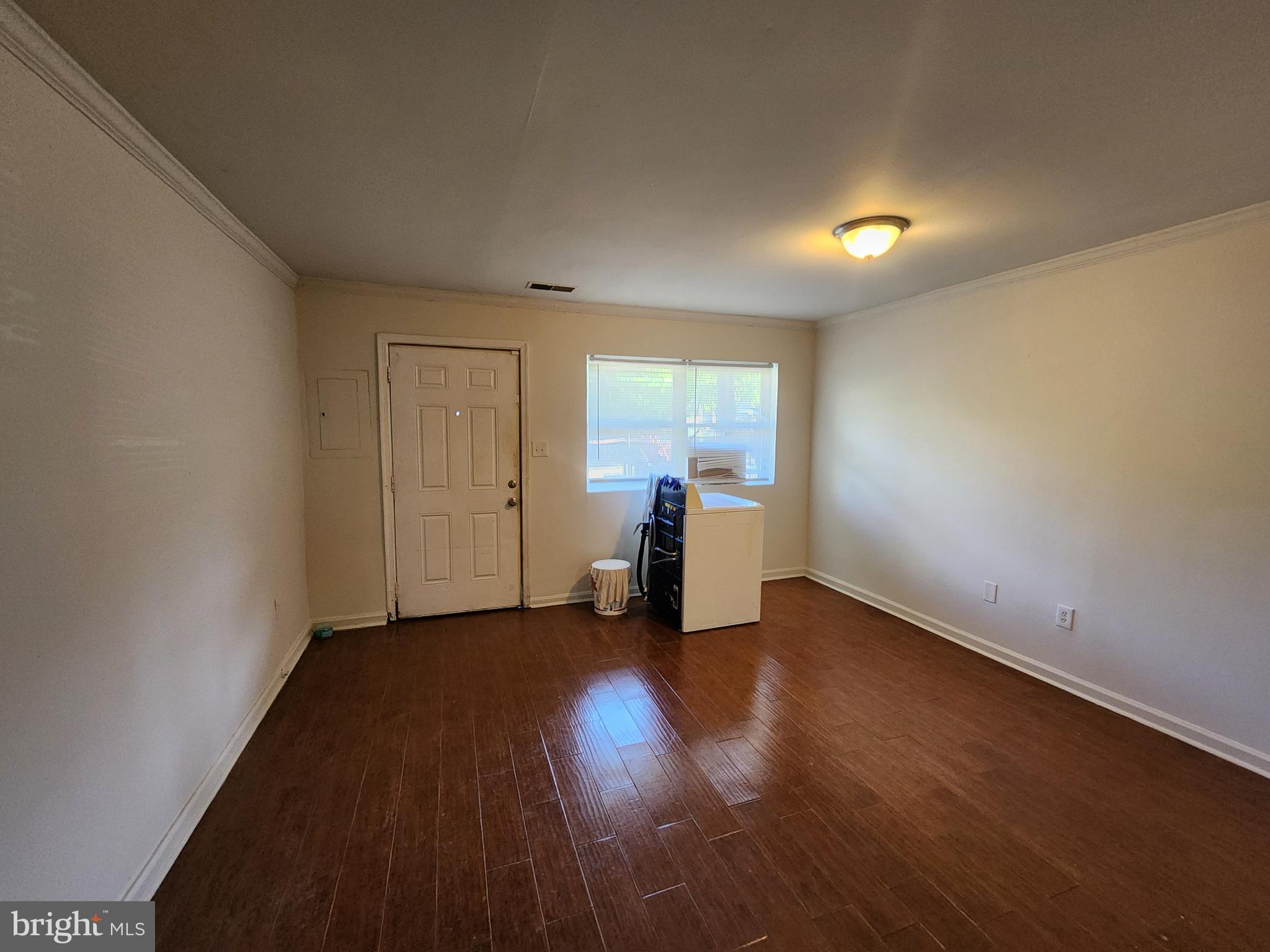 SANDTOWN-WINCHESTER - Residential