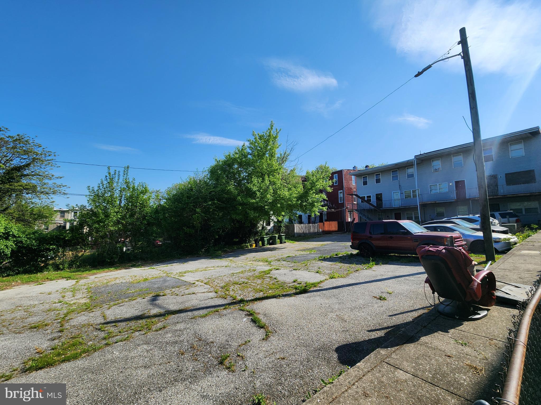 SANDTOWN-WINCHESTER - Residential