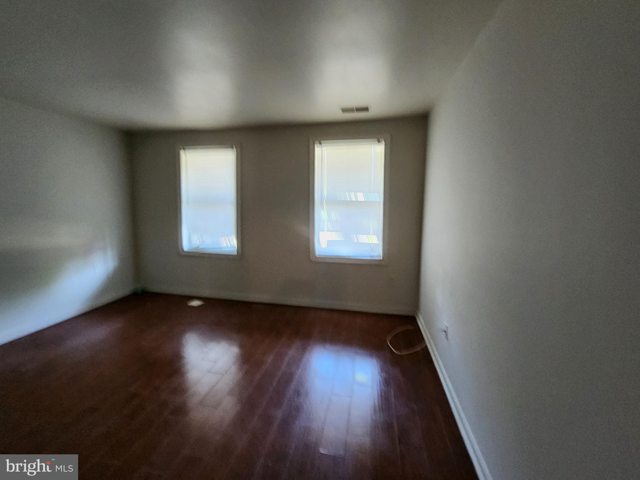 SANDTOWN-WINCHESTER - Residential
