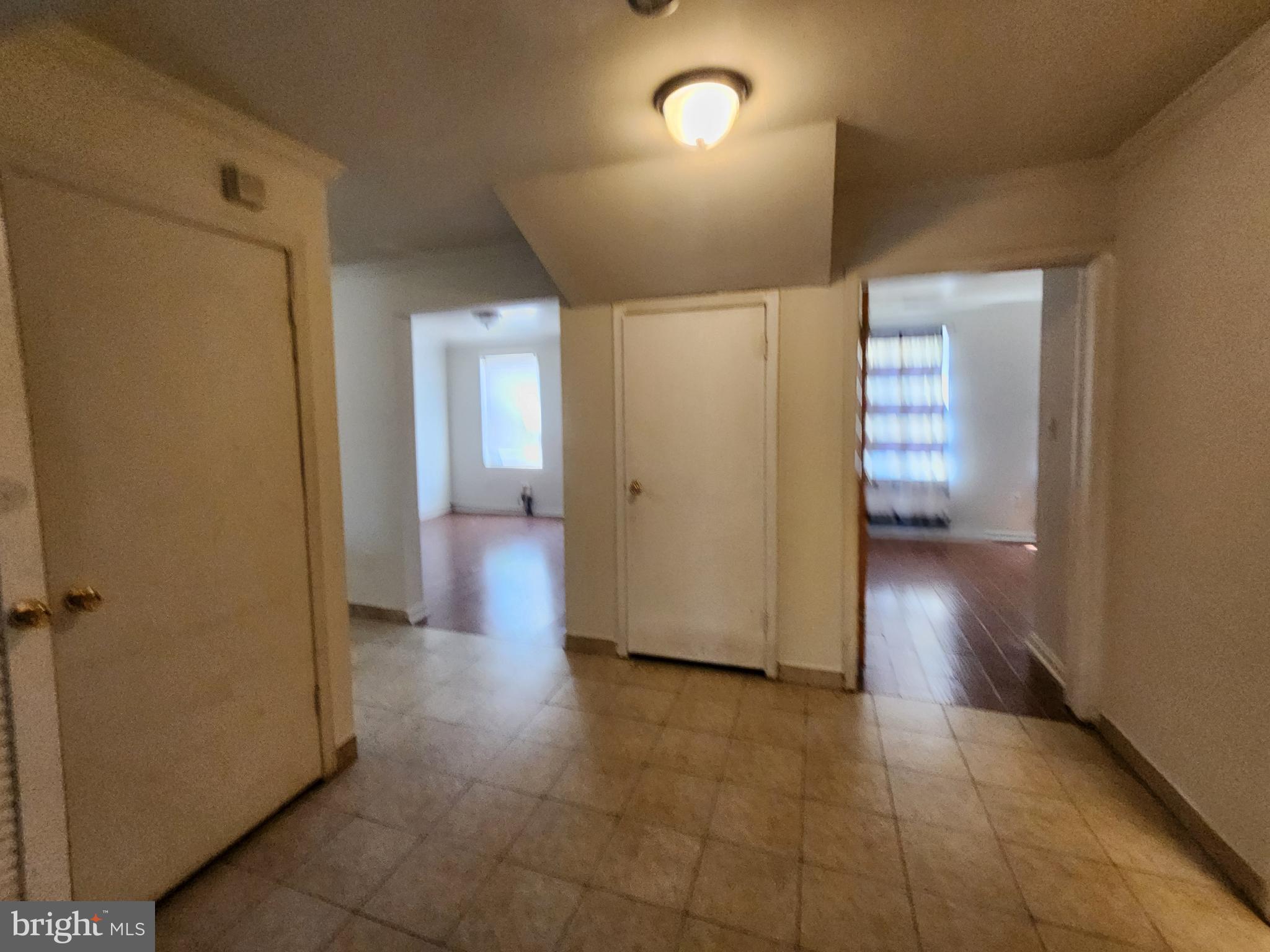 SANDTOWN-WINCHESTER - Residential