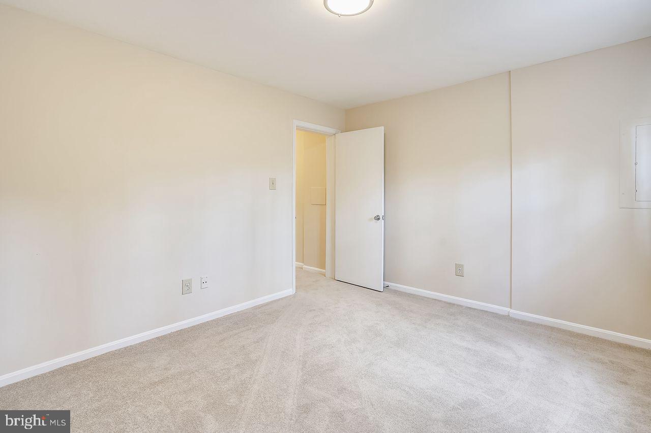 BURKE CENTRE CONSERVANCY - Residential