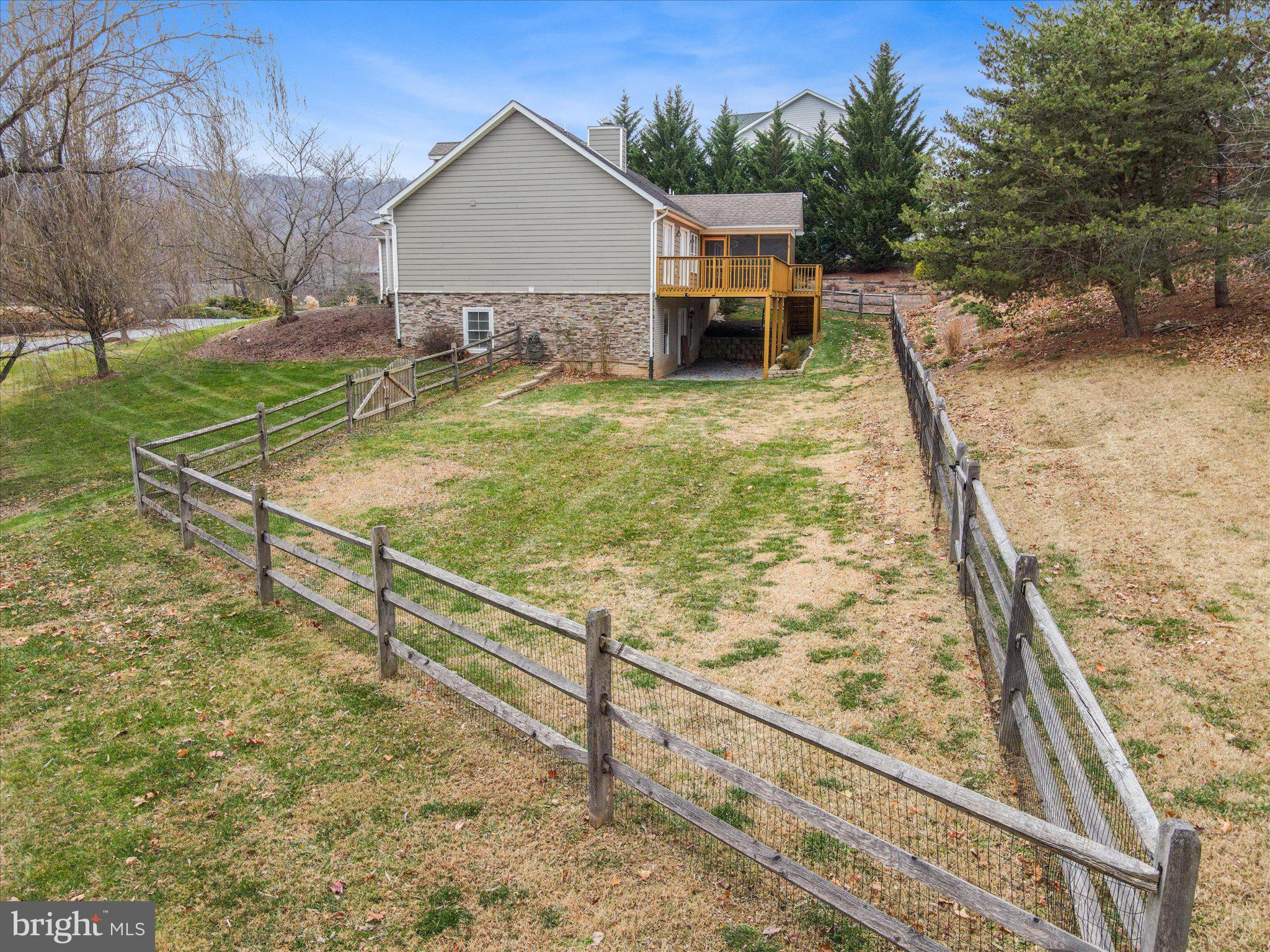 THE WOODS RESORT - Residential