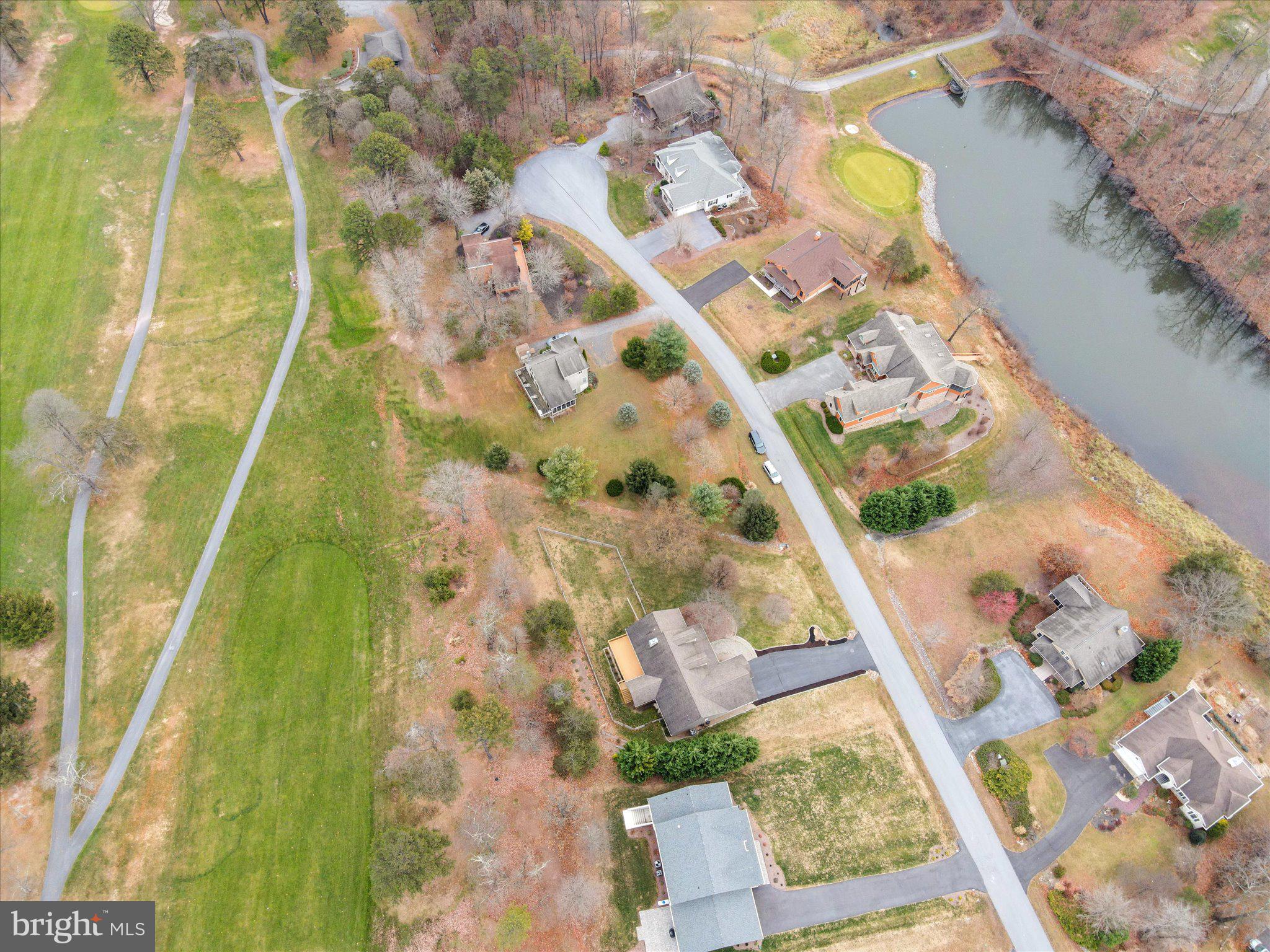 THE WOODS RESORT - Residential