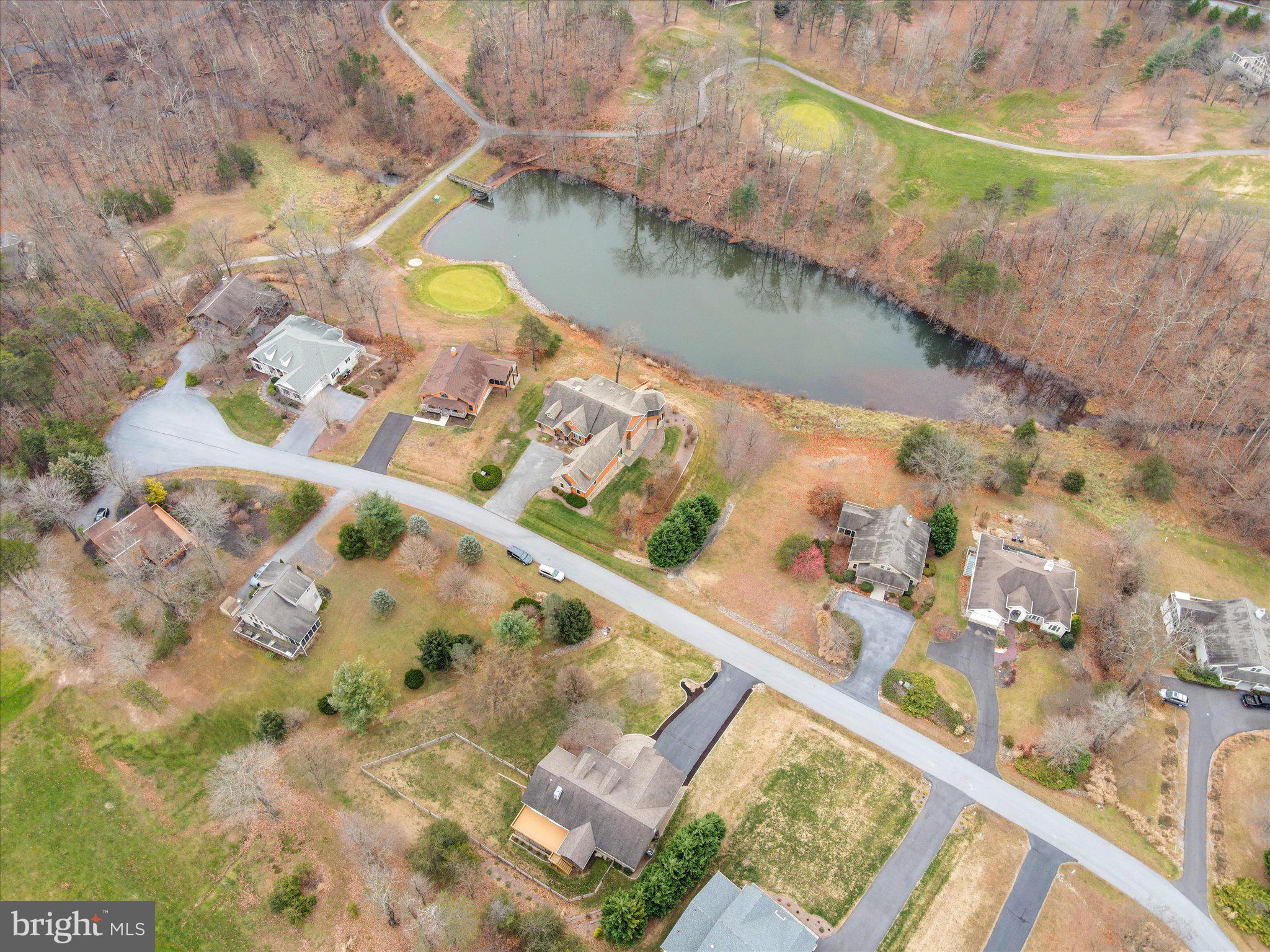 THE WOODS RESORT - Residential