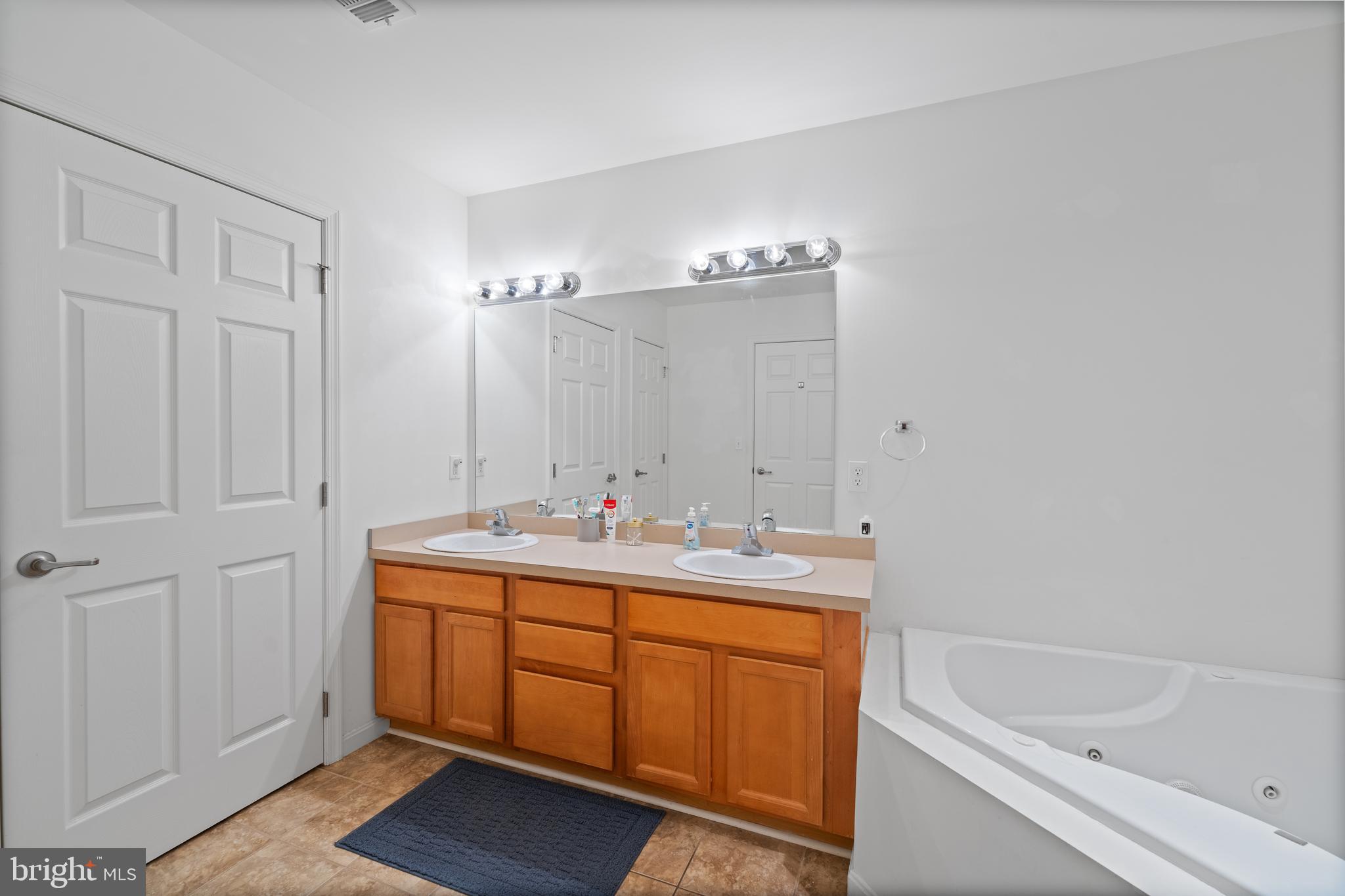 MEADOWSGREEN - Residential