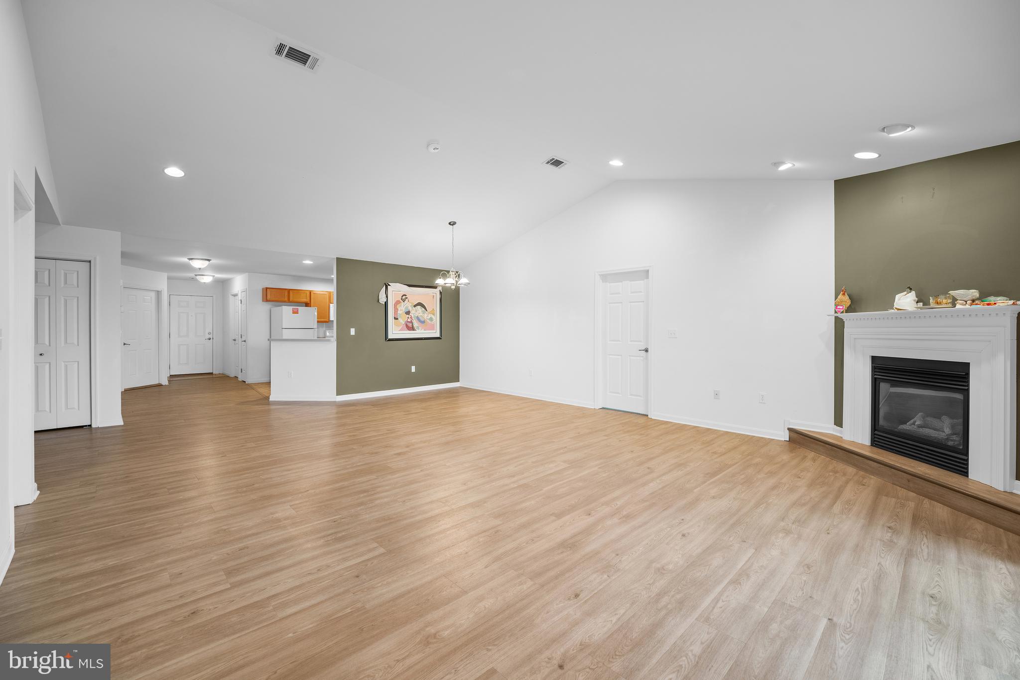 MEADOWSGREEN - Residential