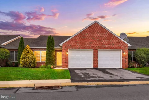 123 Blackbird Lane, Shippensburg, PA 17257 - #: PACB2054352