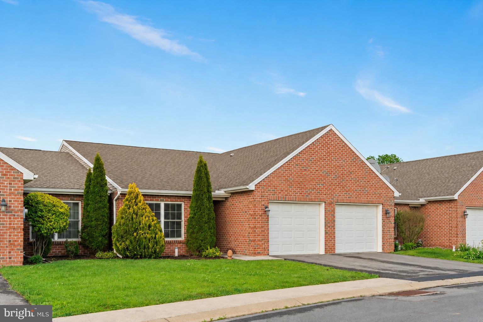 123 BLACKBIRD LANE