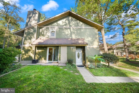 Townhouse For Sale - 9737 Ashbourn Drive<br/> BURKE, VA 22015