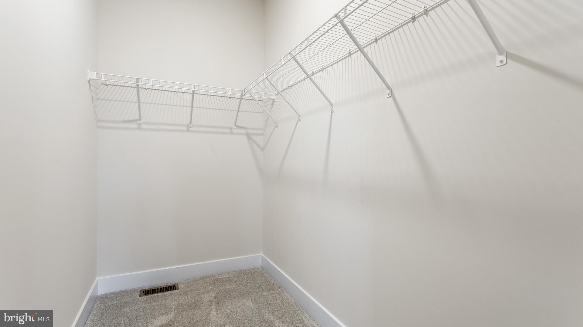 RIVER MARSH - Residential