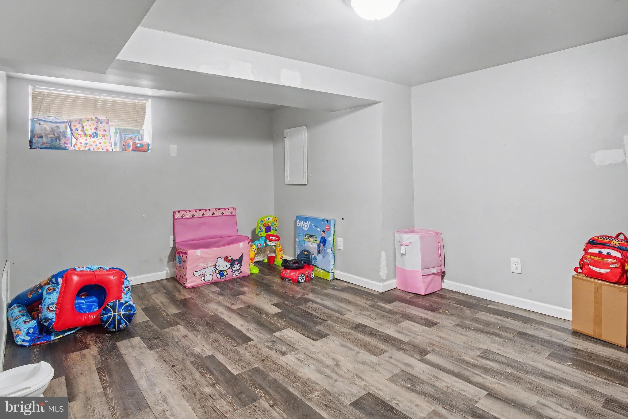 COBBS CREEK - Residential