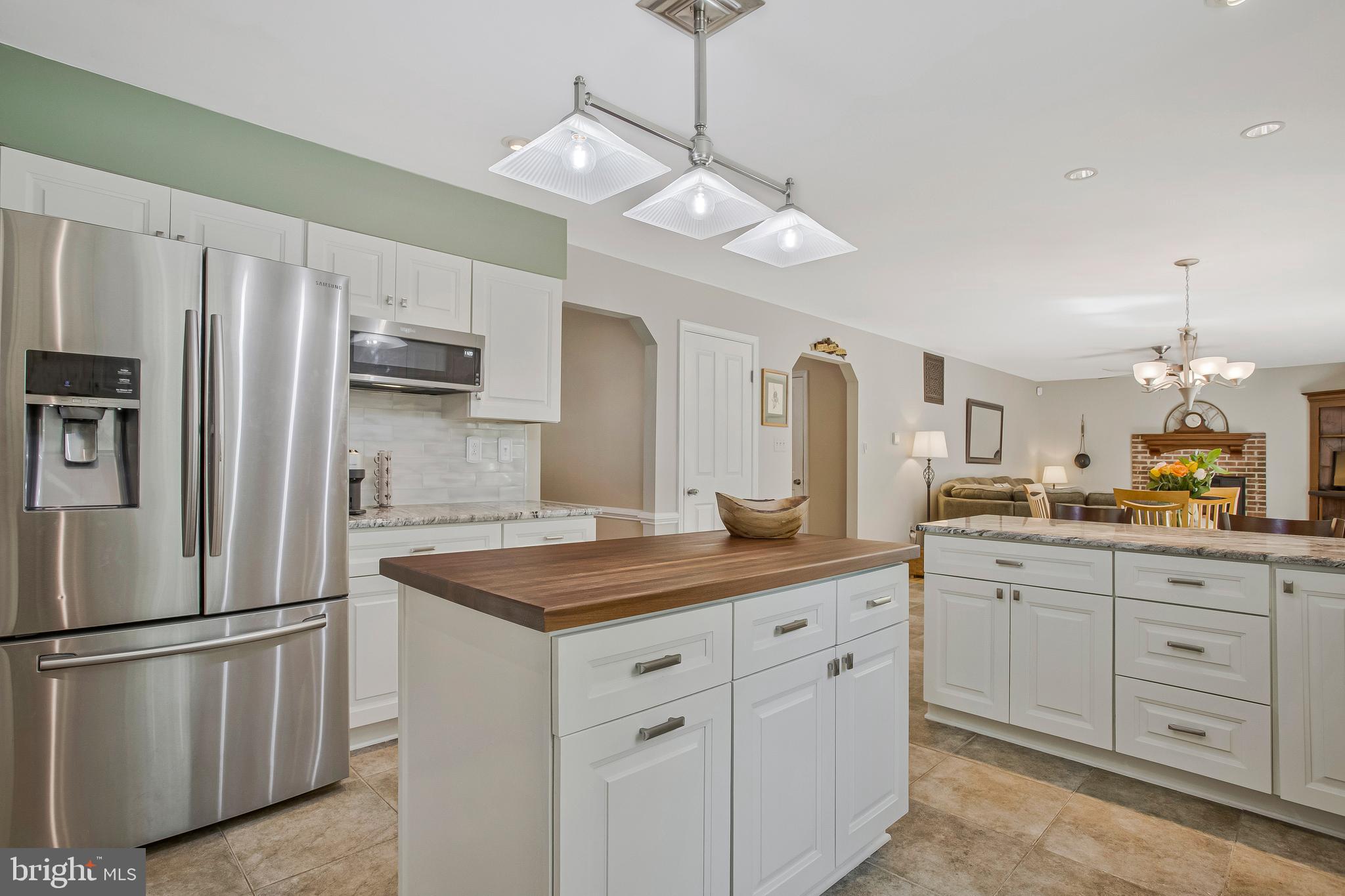 VALLEY LEE - Residential