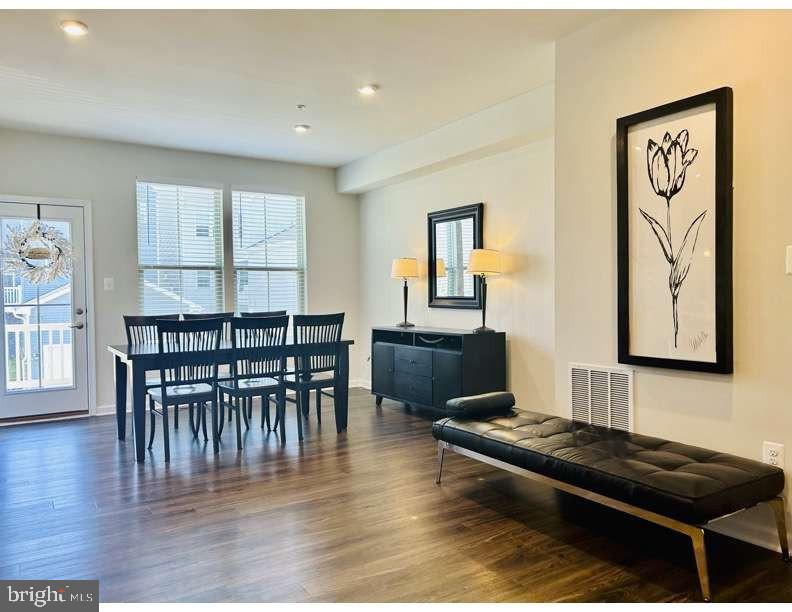 CABIN BRANCH - Residential