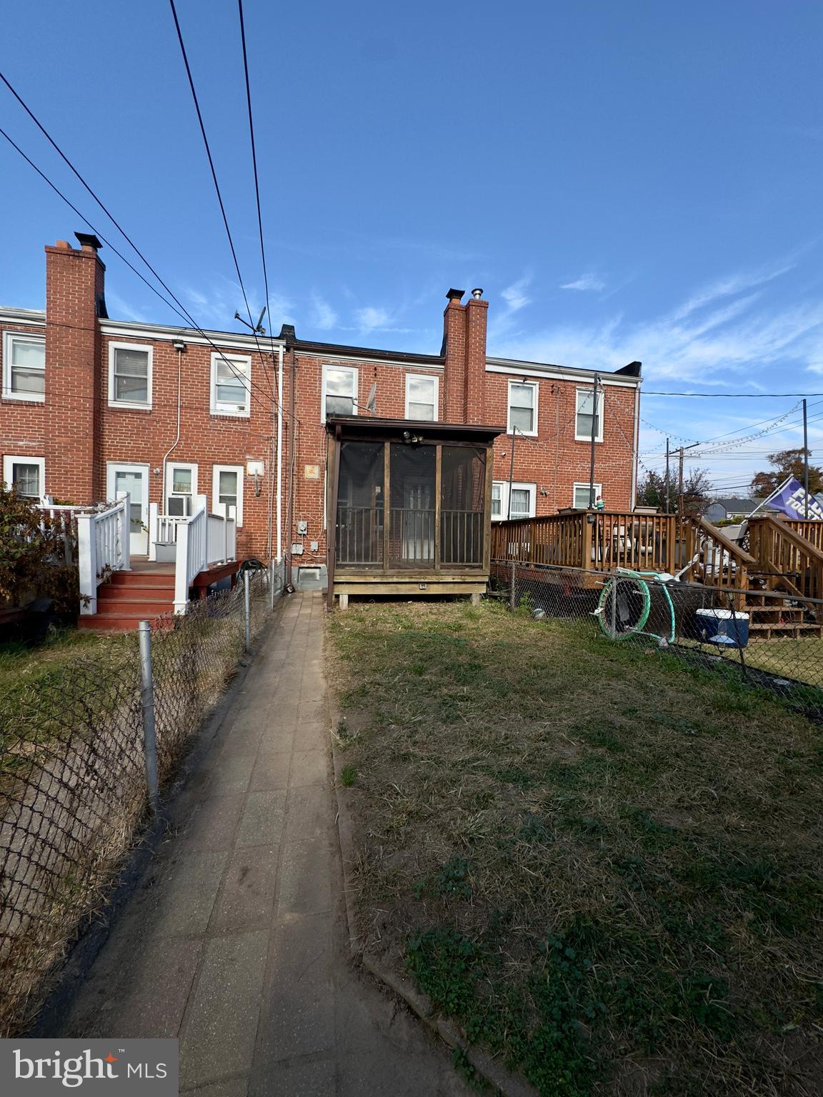 VIOLETVILLE - Residential Lease