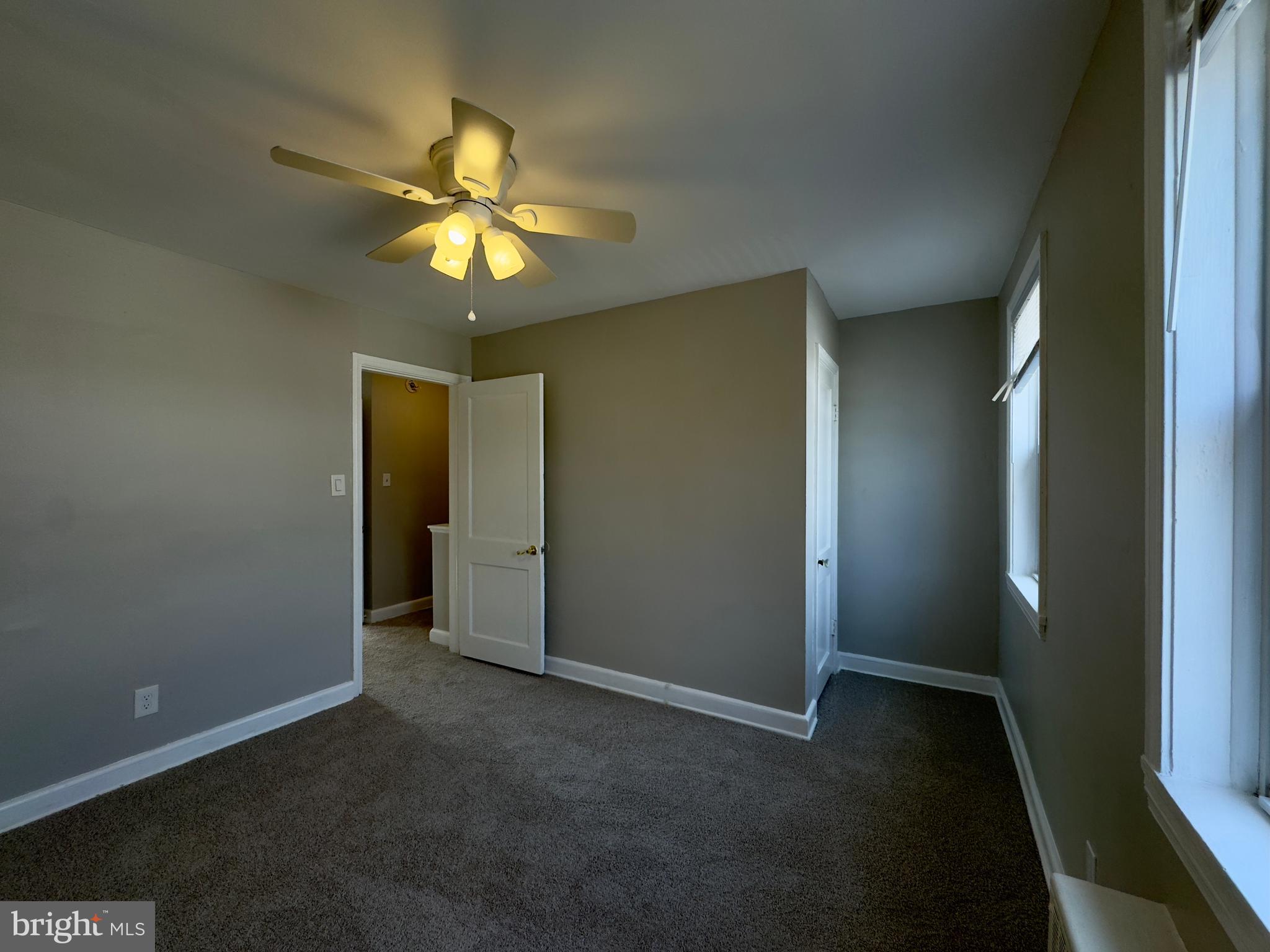 VIOLETVILLE - Residential Lease