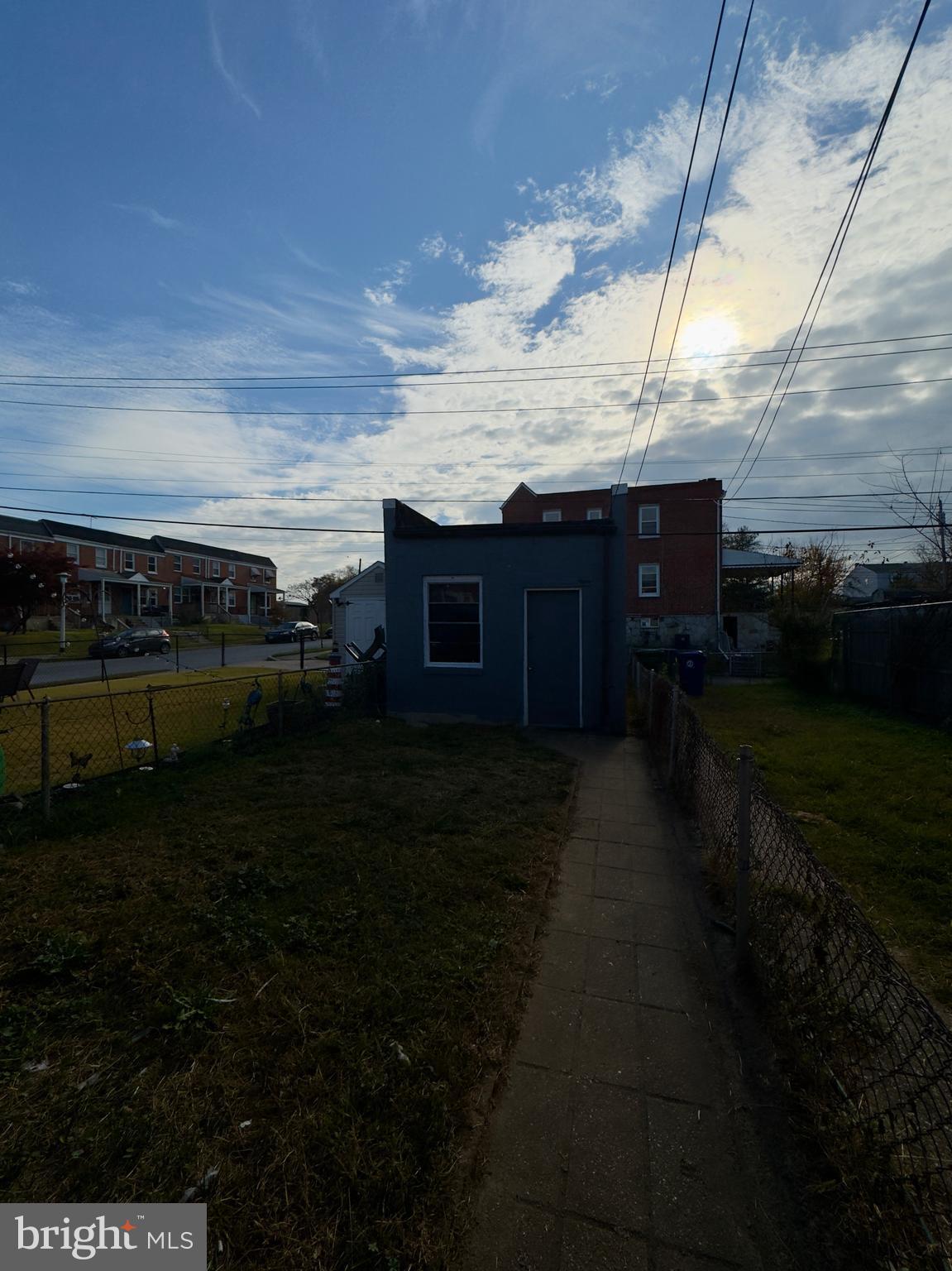 VIOLETVILLE - Residential Lease