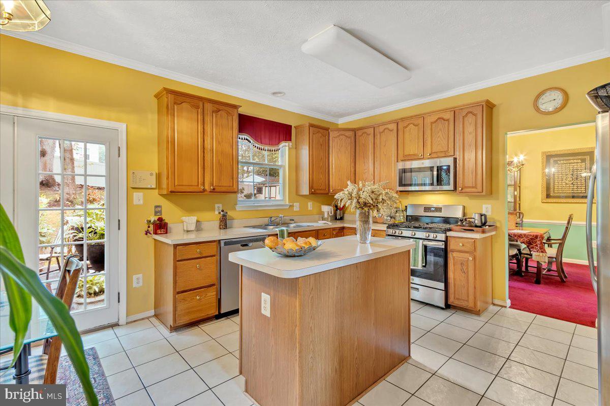 SETTLE WOODS SUB - Residential