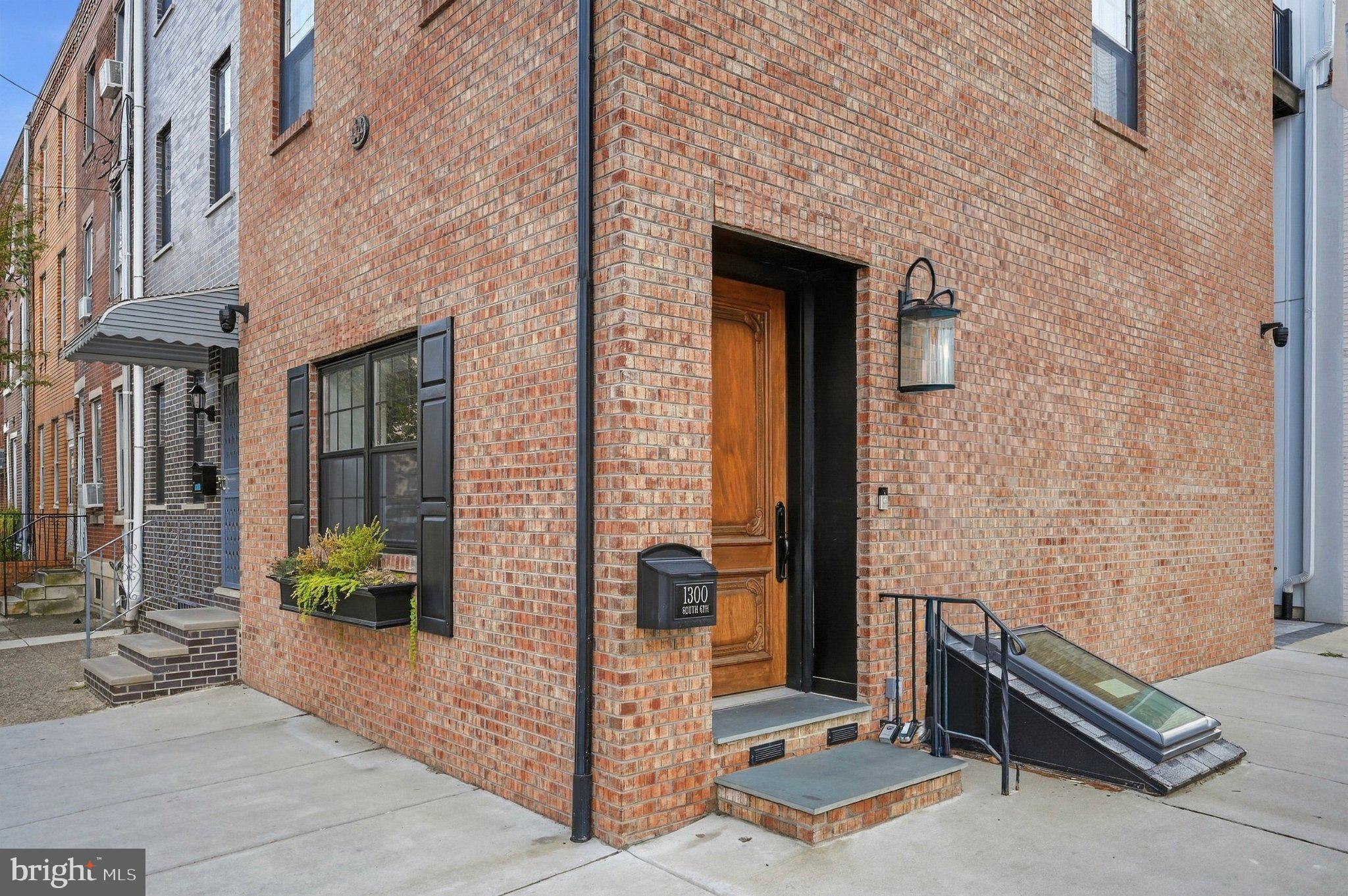 1300 S 6TH STREET