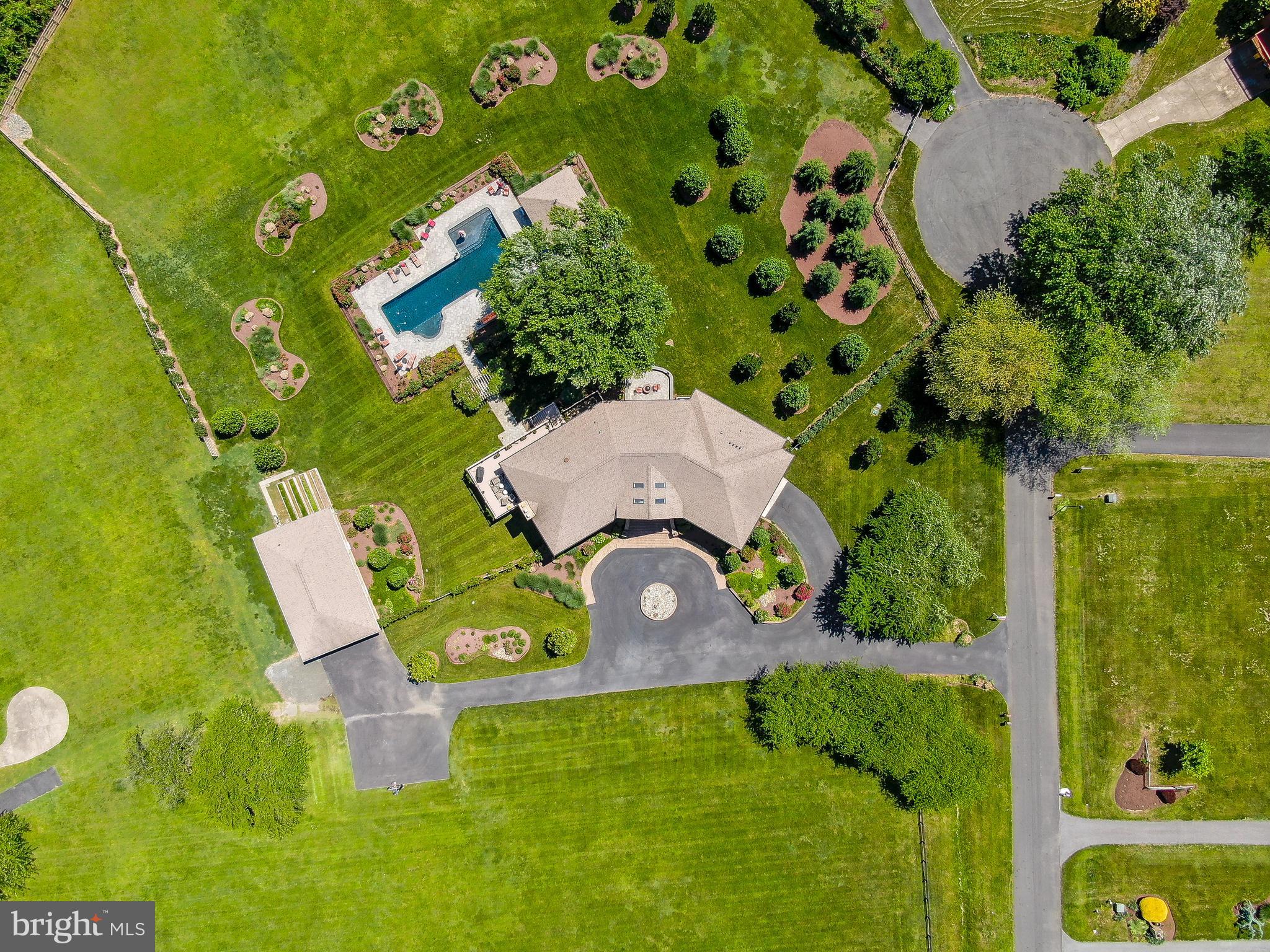 CHESAPEAKE OVERLOOK - Residential