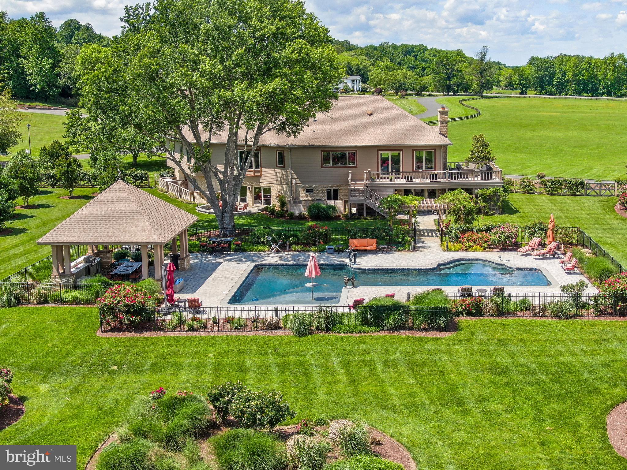 CHESAPEAKE OVERLOOK - Residential