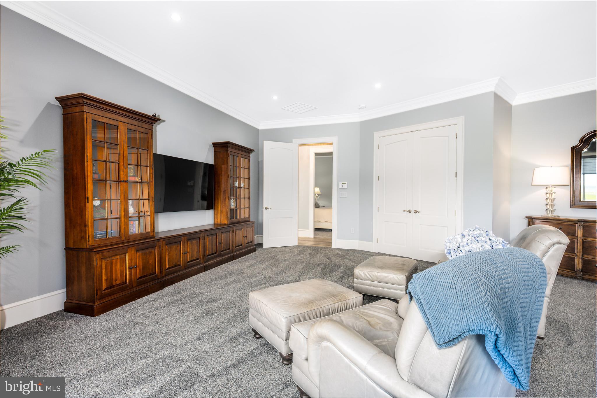 CHESAPEAKE OVERLOOK - Residential