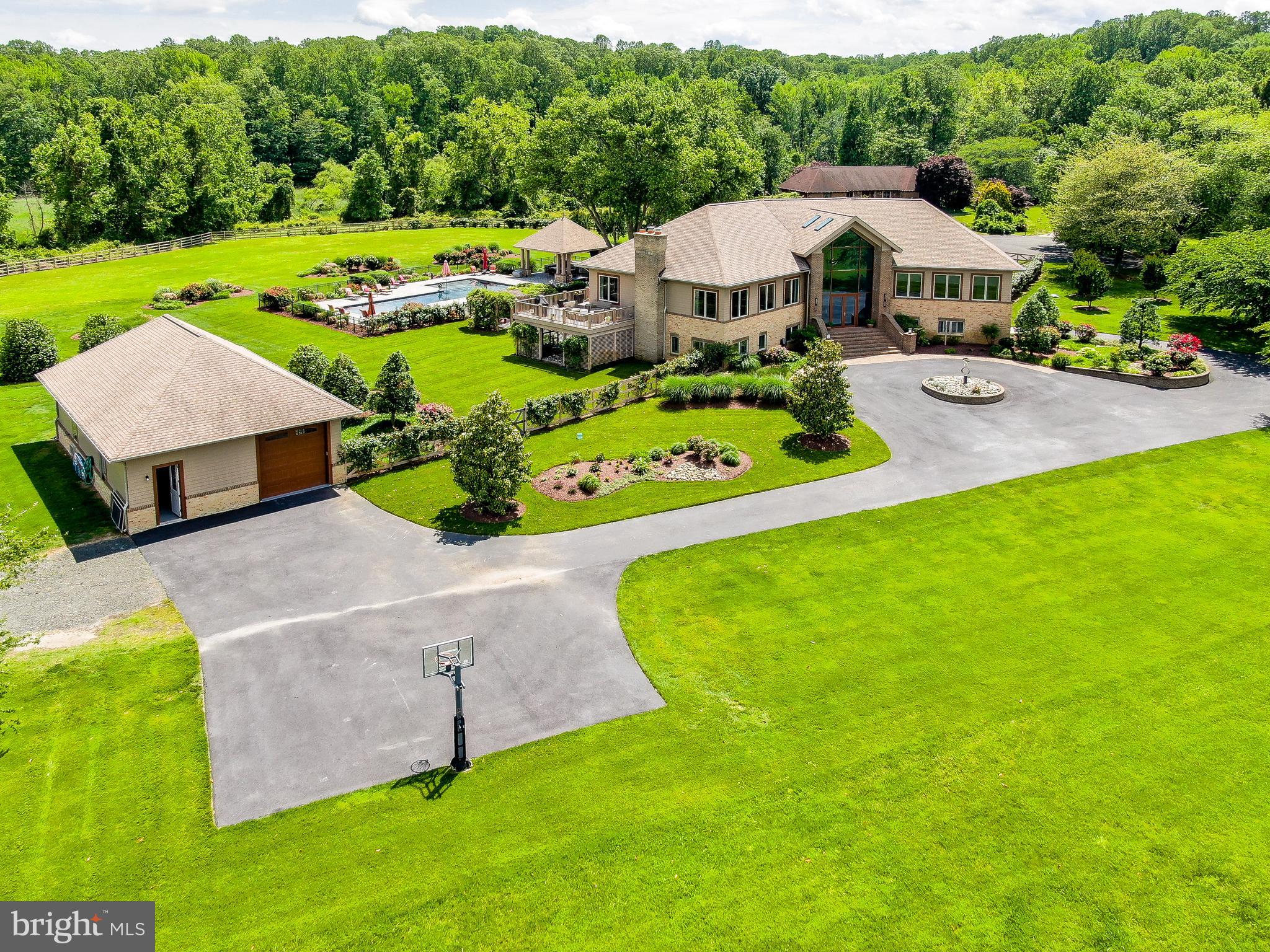 CHESAPEAKE OVERLOOK - Residential