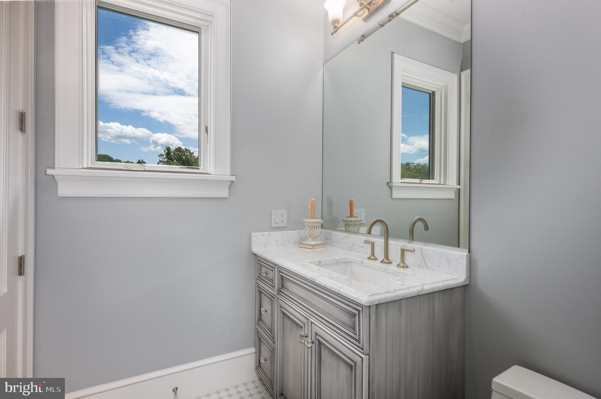 CHESAPEAKE OVERLOOK - Residential