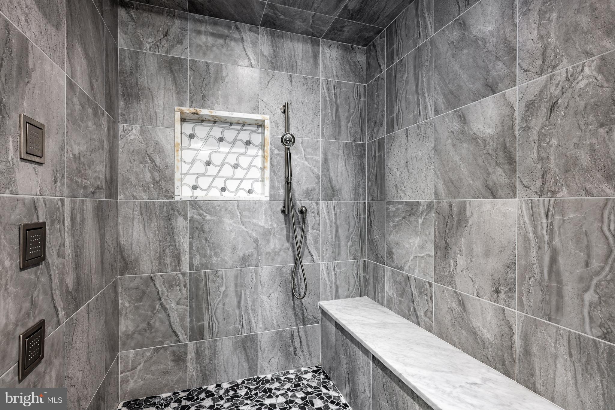 CHESAPEAKE OVERLOOK - Residential