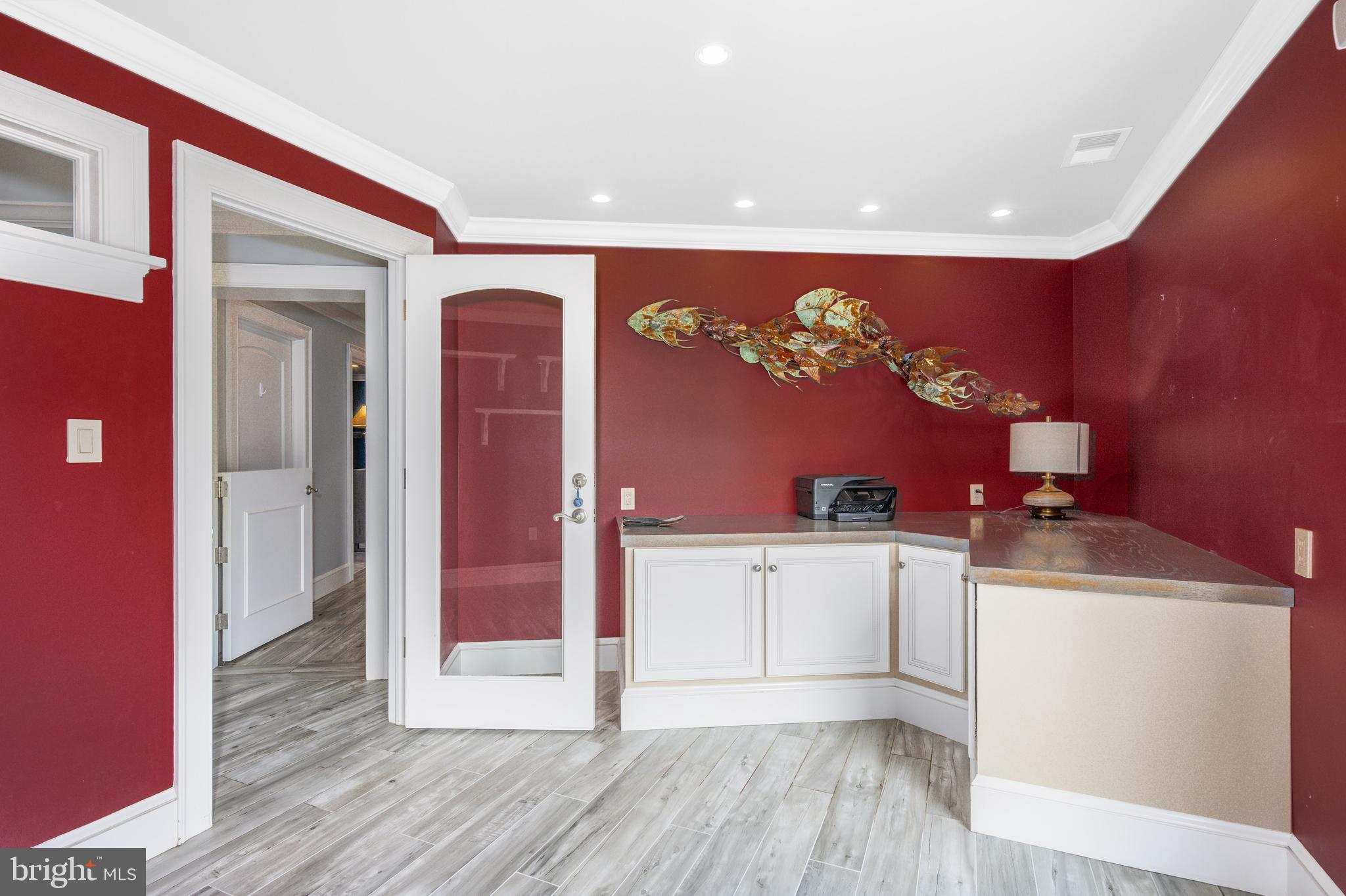 CHESAPEAKE OVERLOOK - Residential