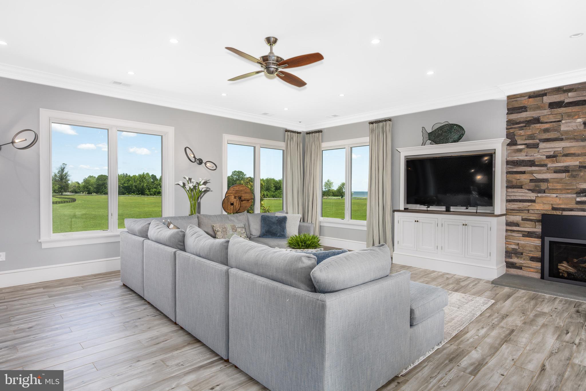 CHESAPEAKE OVERLOOK - Residential