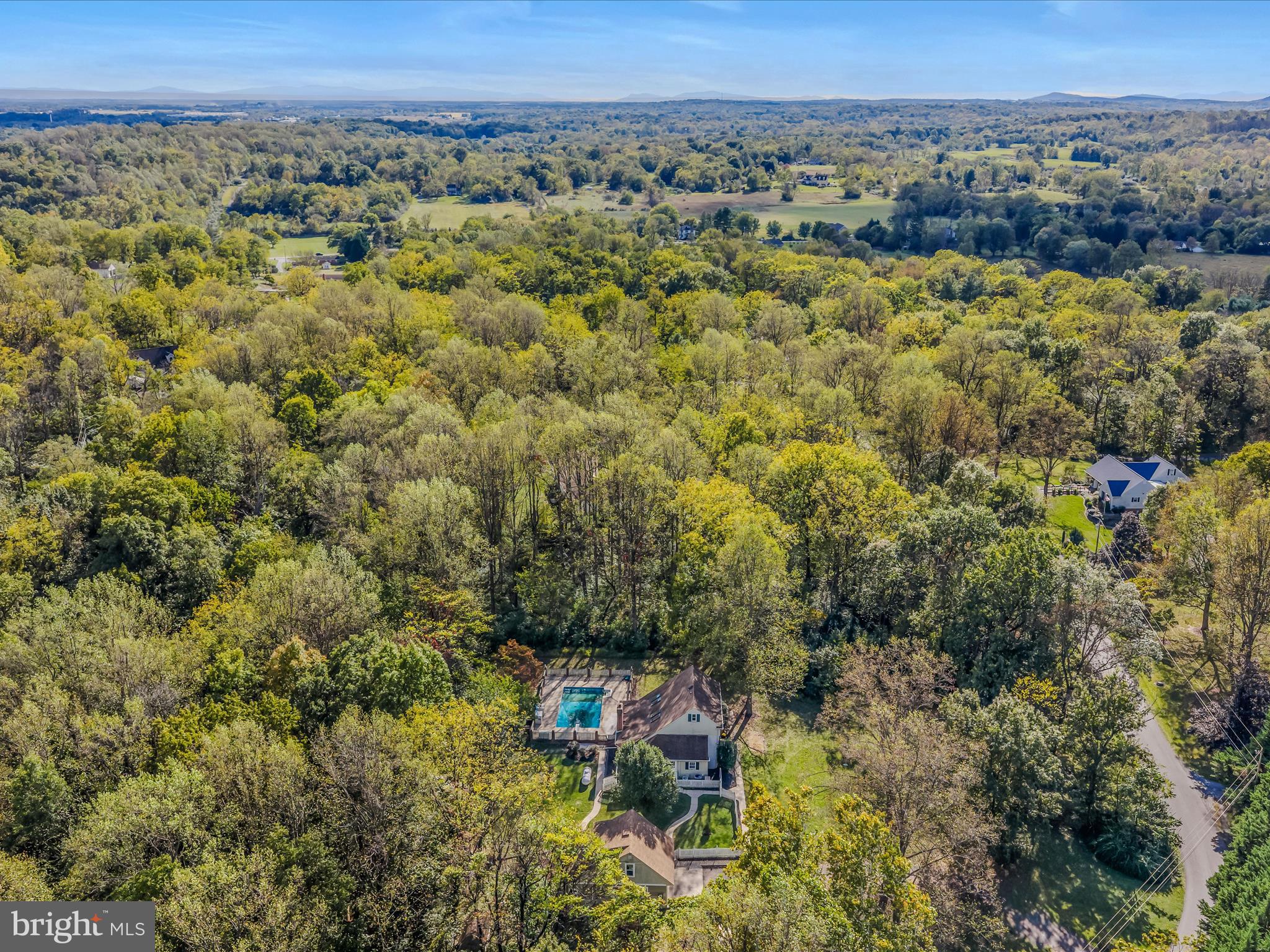 GOLDEN MEADOWS - Residential