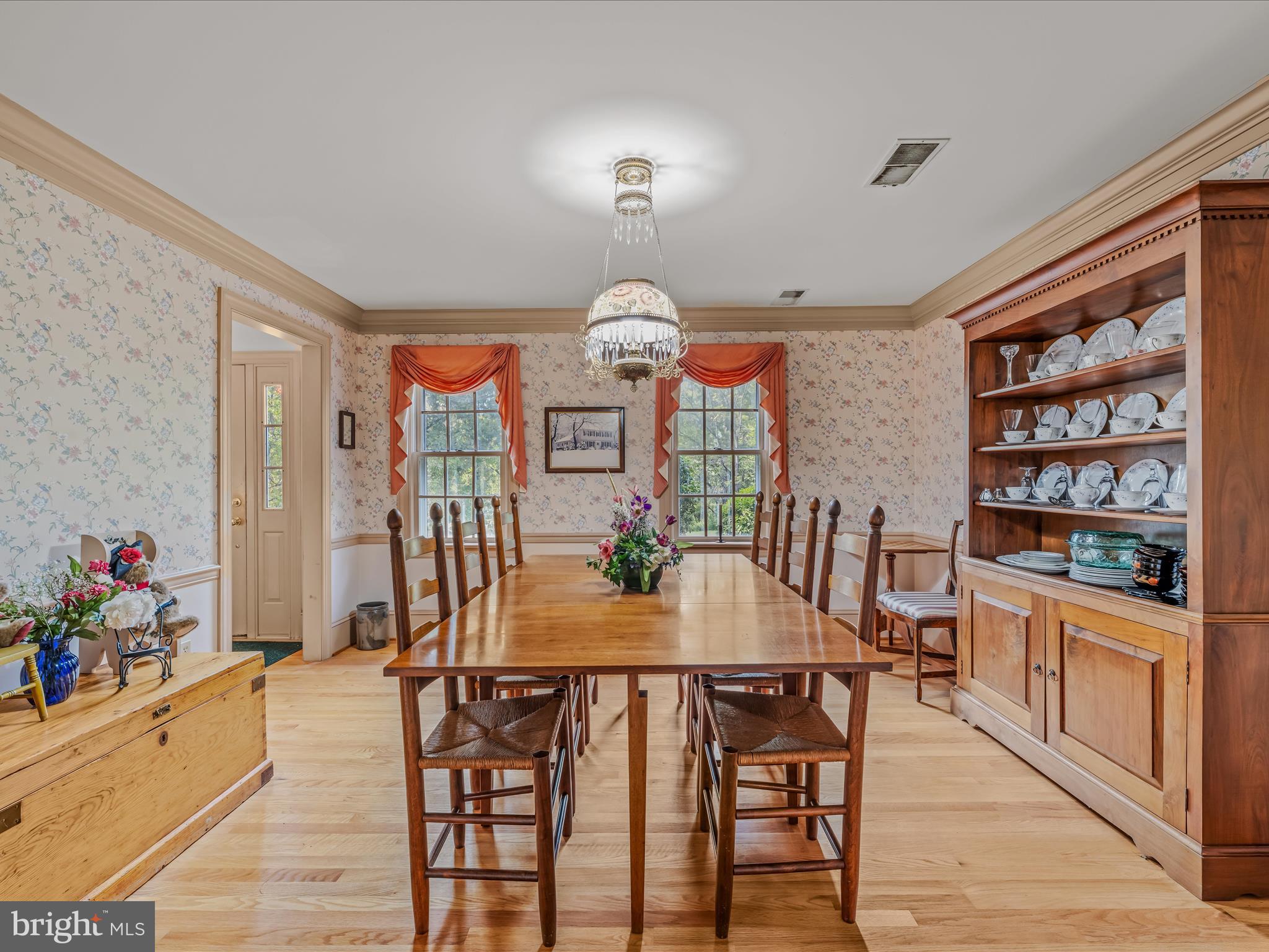 GOLDEN MEADOWS - Residential