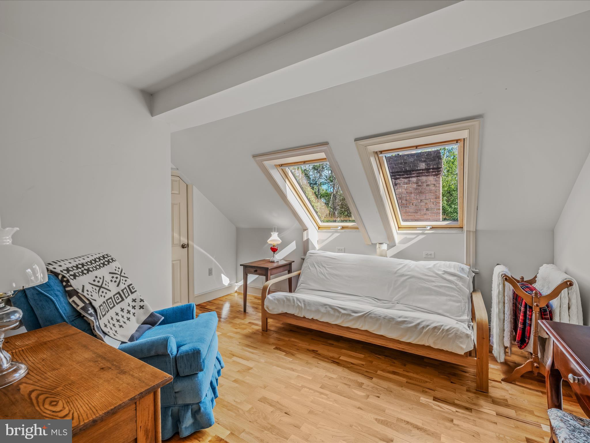 GOLDEN MEADOWS - Residential