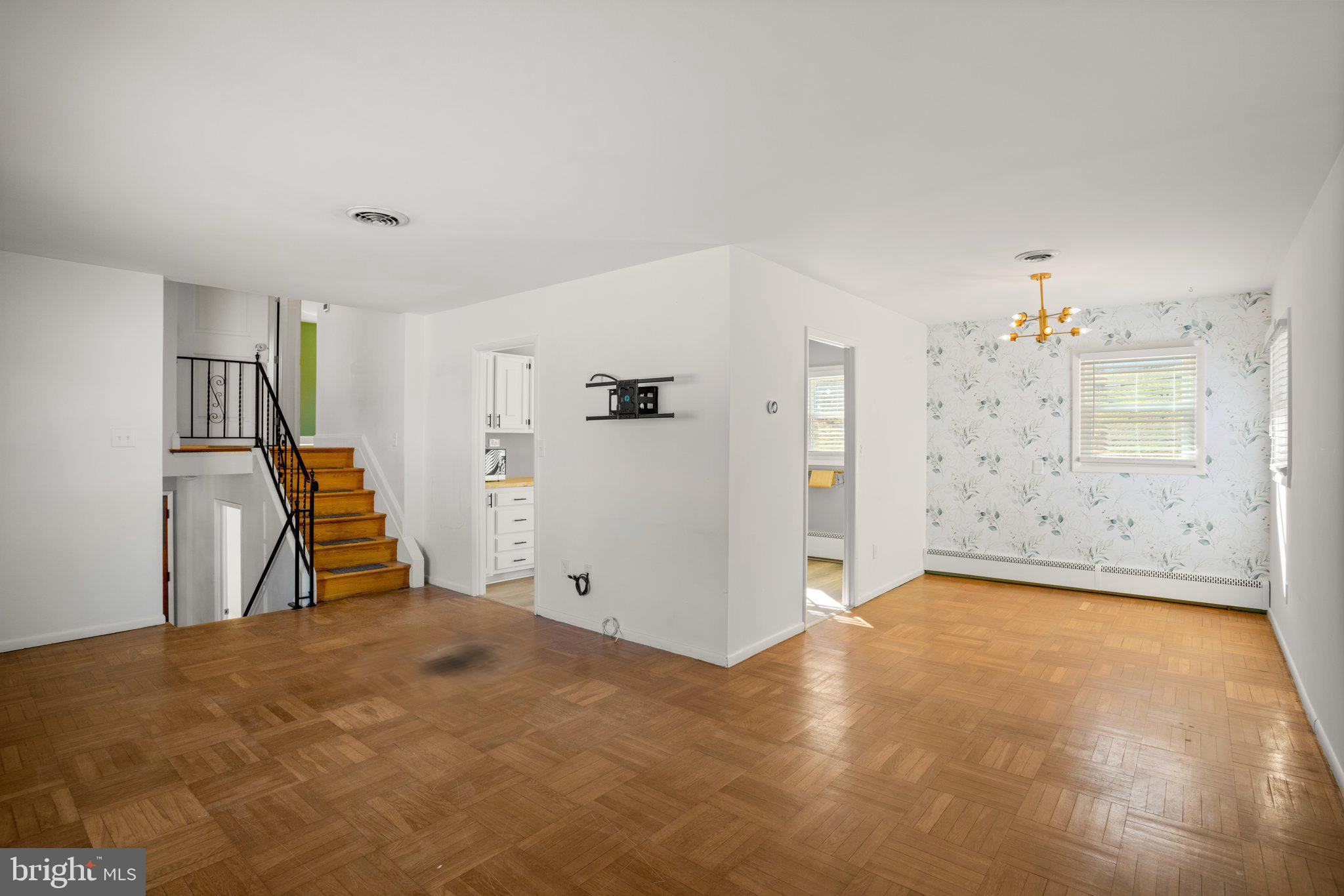 WYNNEWOOD - Residential