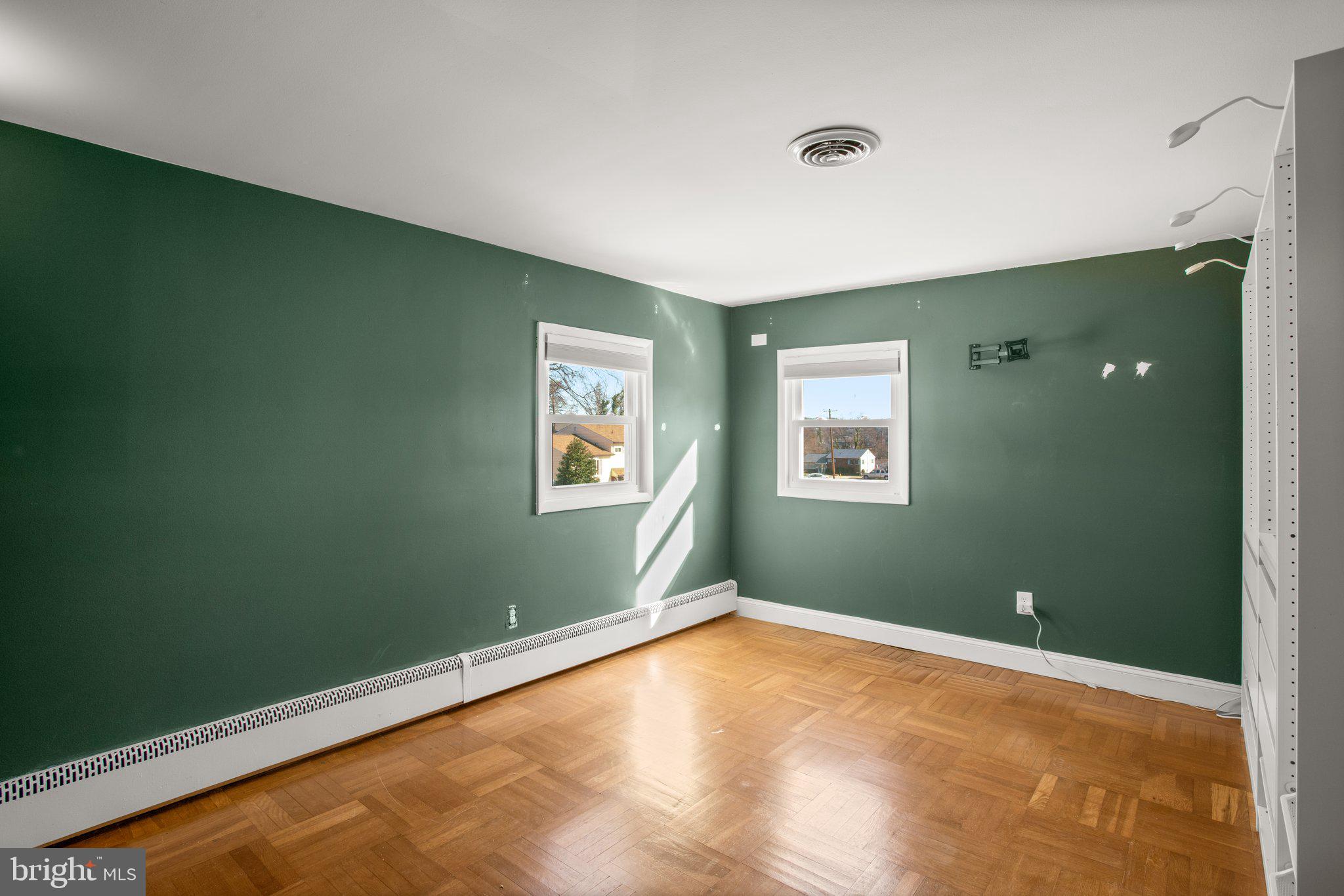 WYNNEWOOD - Residential