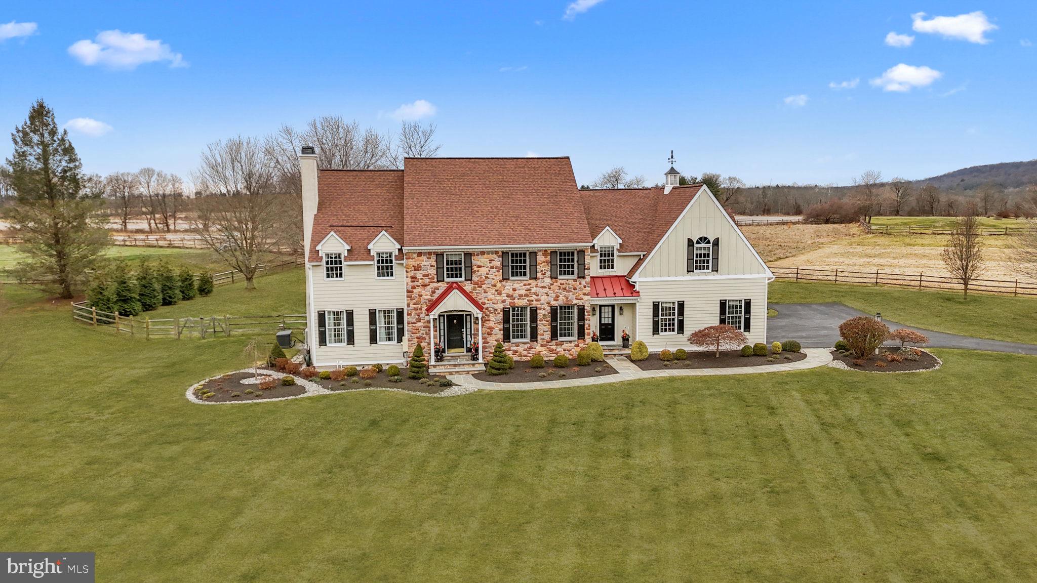 PINEVILLE - Residential