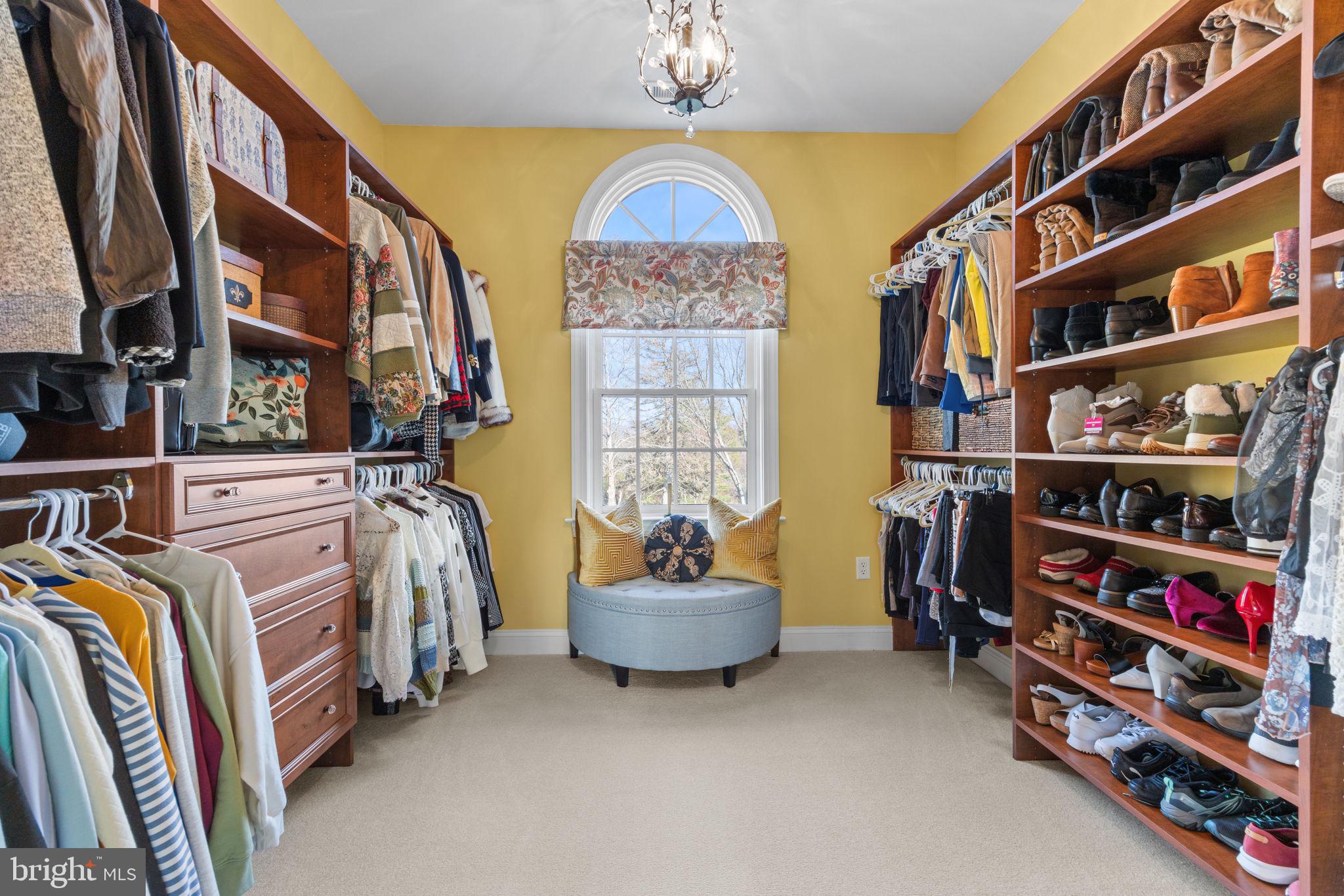 PINEVILLE - Residential