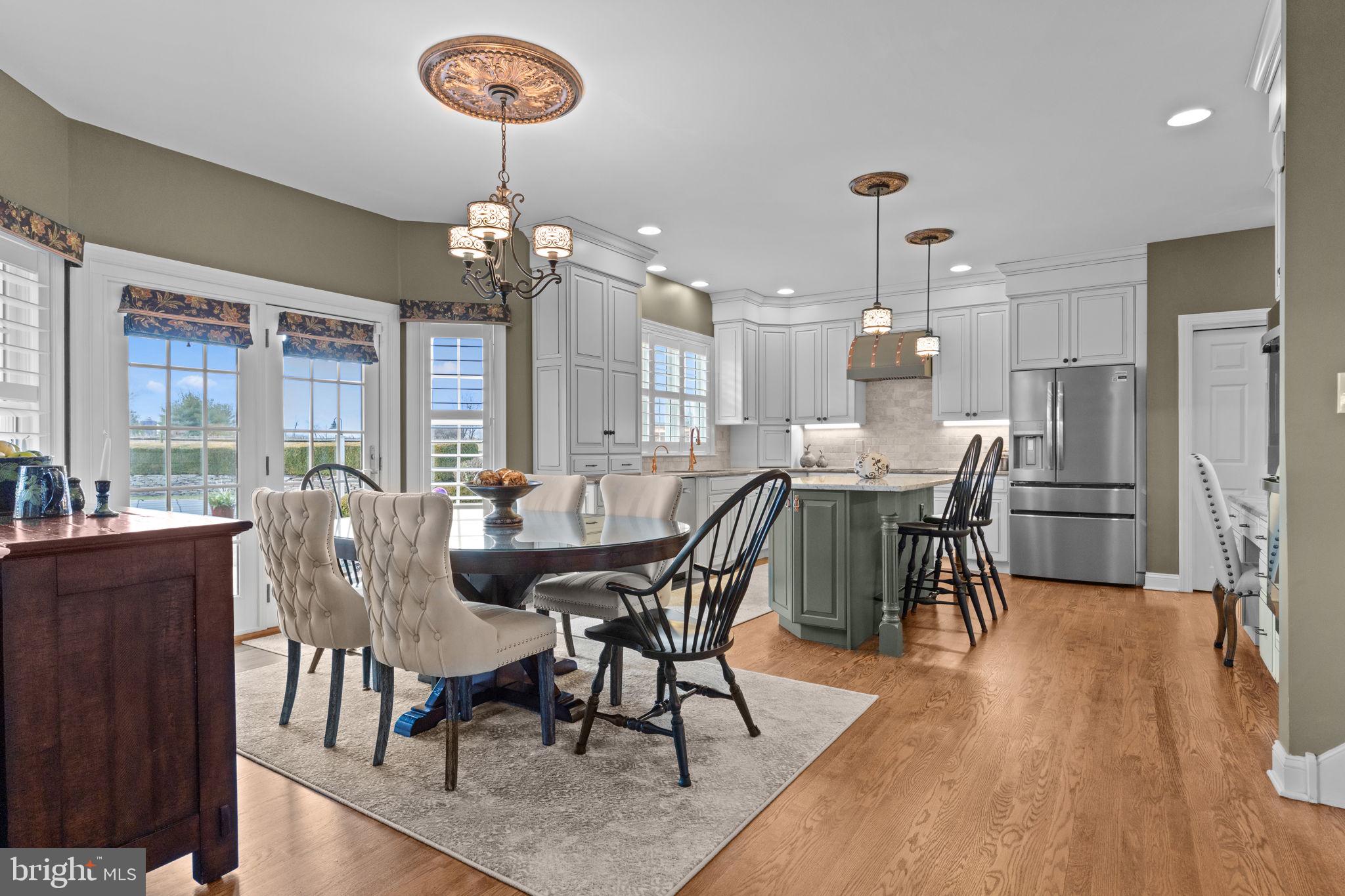 PINEVILLE - Residential