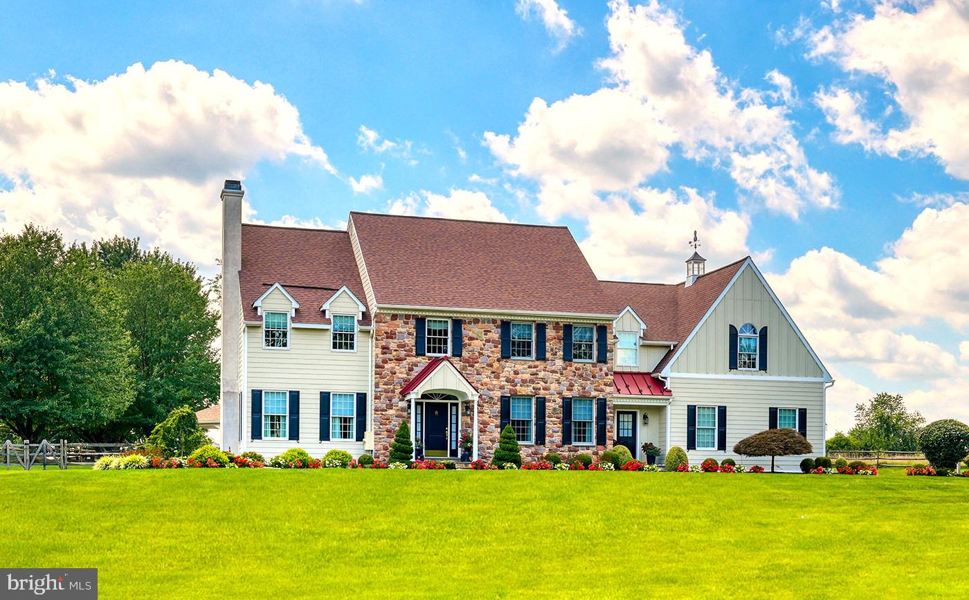 PINEVILLE - Residential