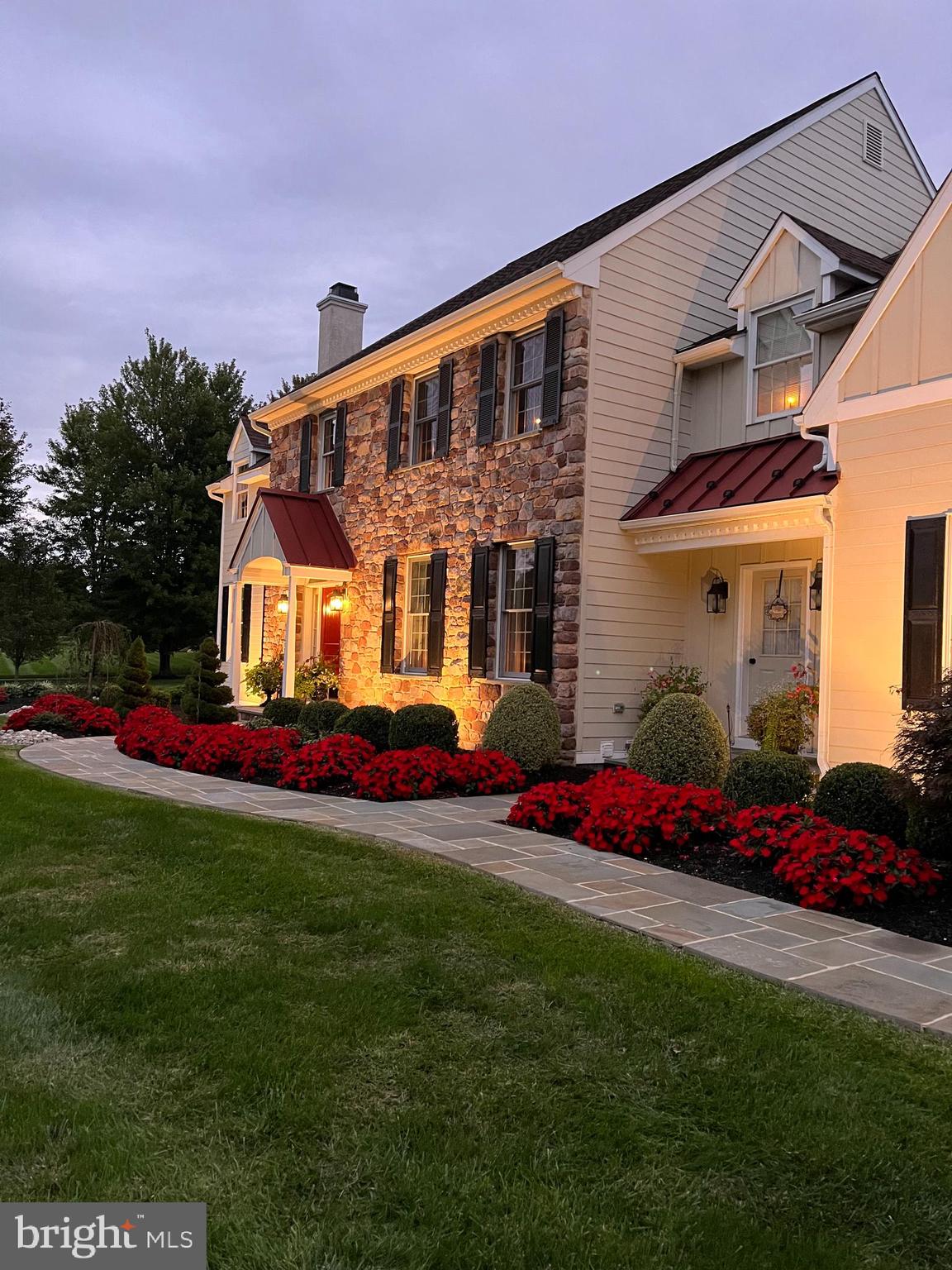 PINEVILLE - Residential