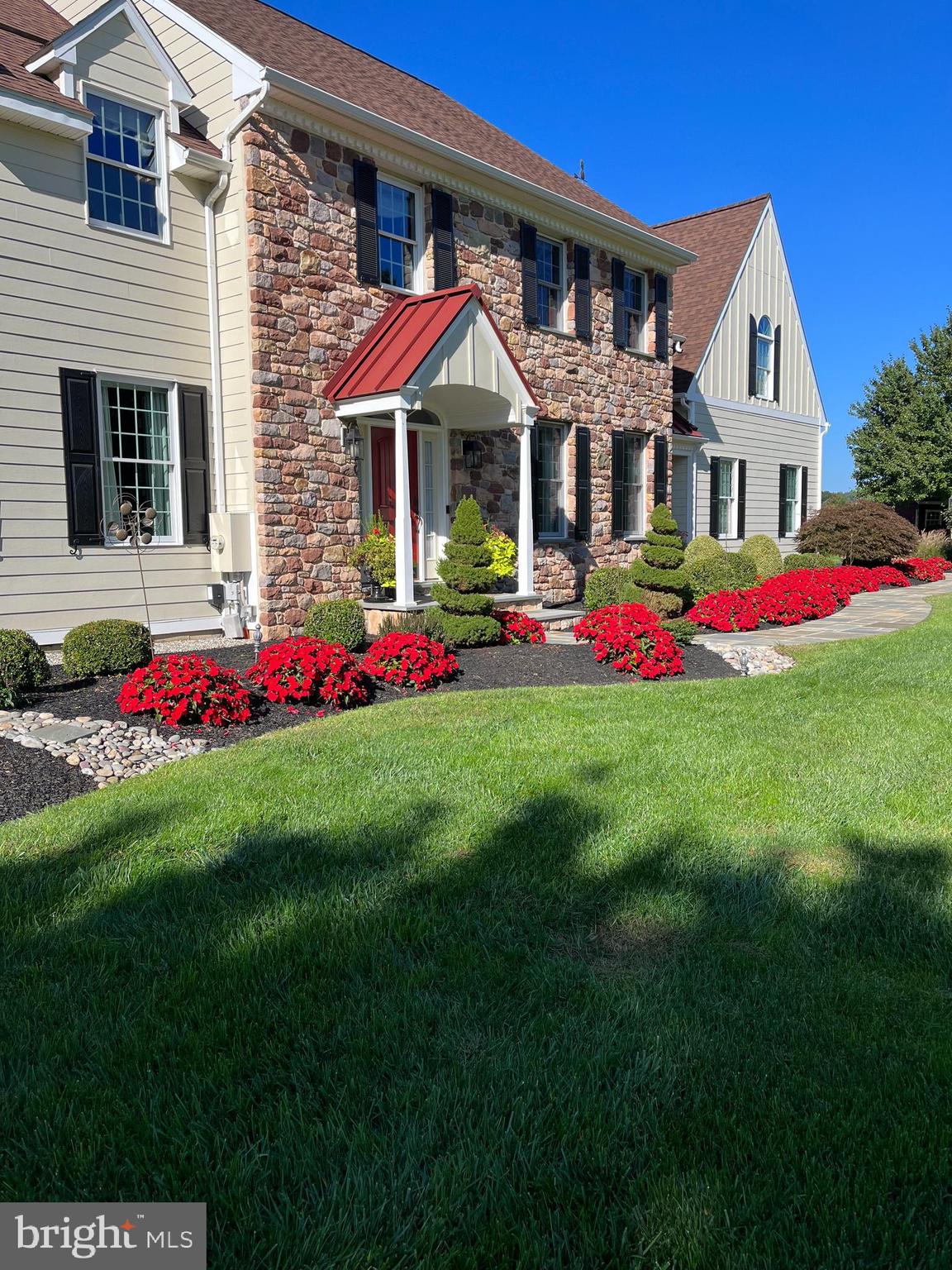 PINEVILLE - Residential