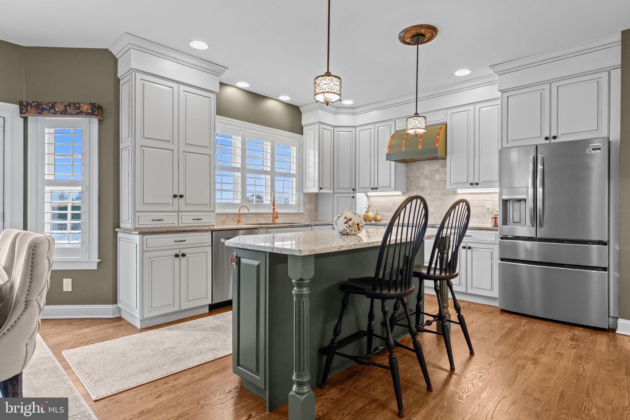 PINEVILLE - Residential