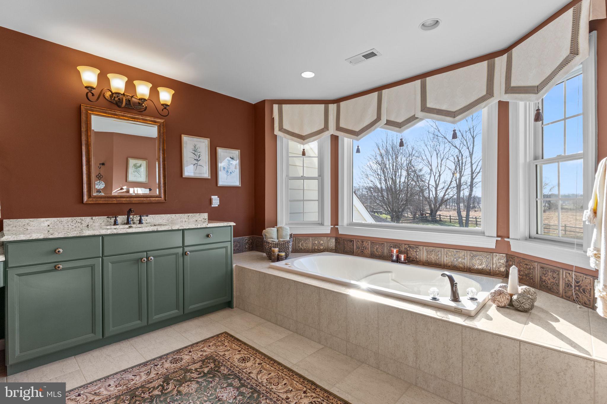 PINEVILLE - Residential