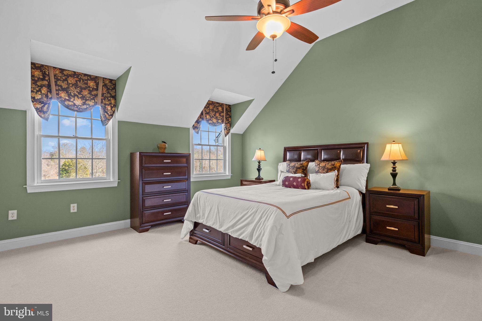 PINEVILLE - Residential