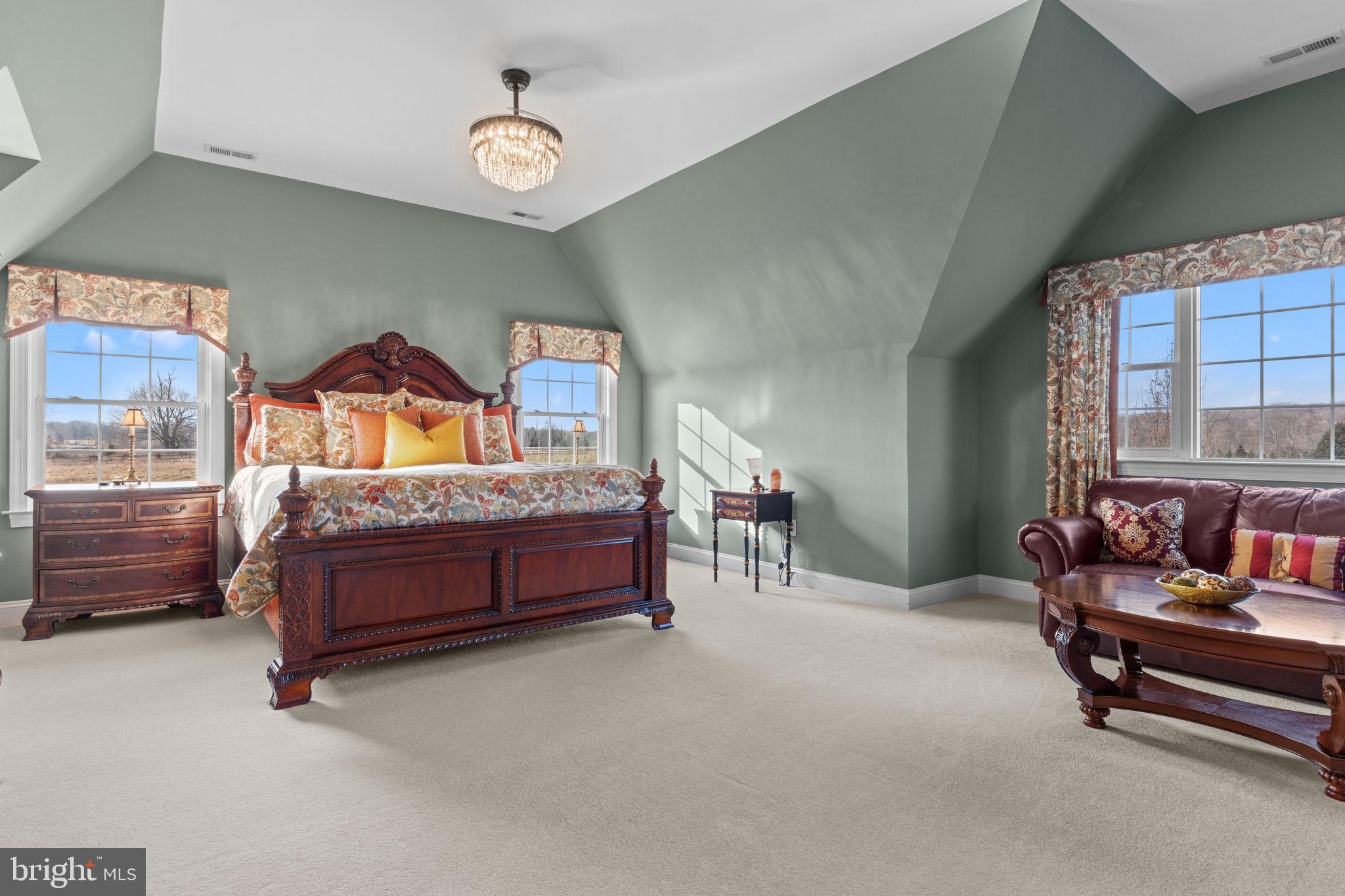 PINEVILLE - Residential