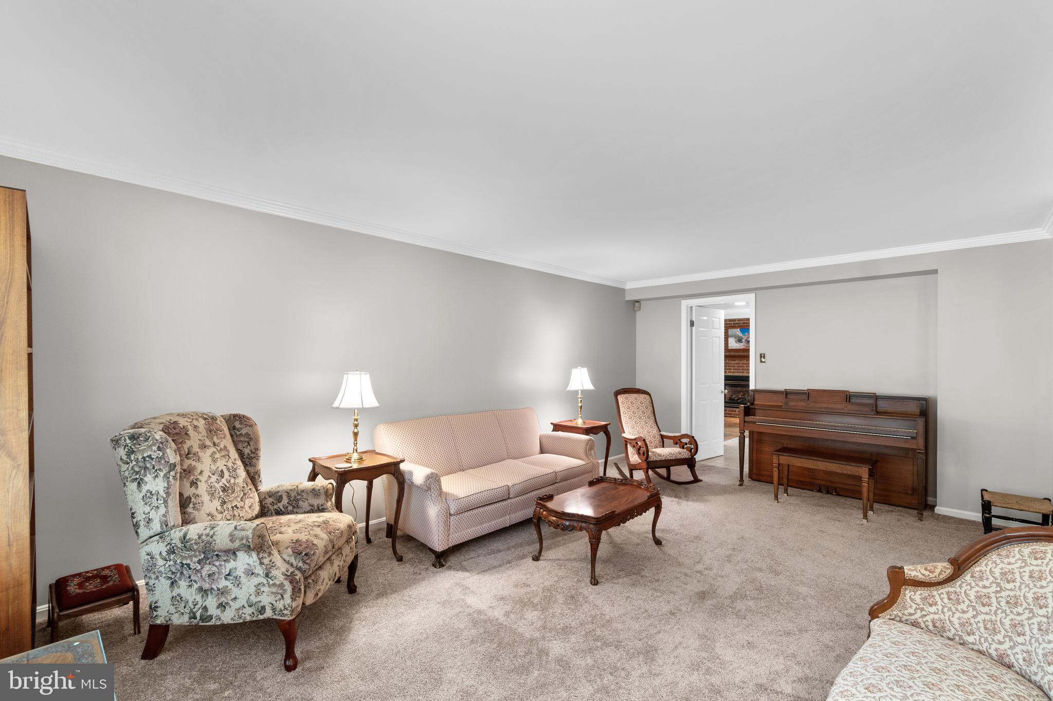 VILLAGE OF HICKORY RIDGE - Residential